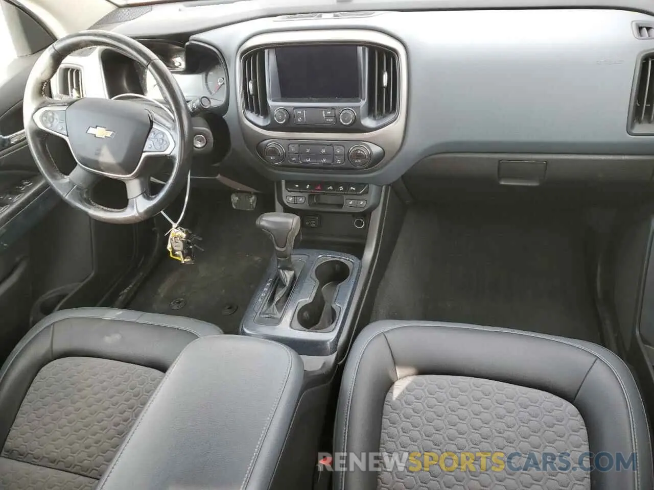 8 Photograph of a damaged car 1GCGTDEN9K1122922 CHEVROLET COLORADO 2019