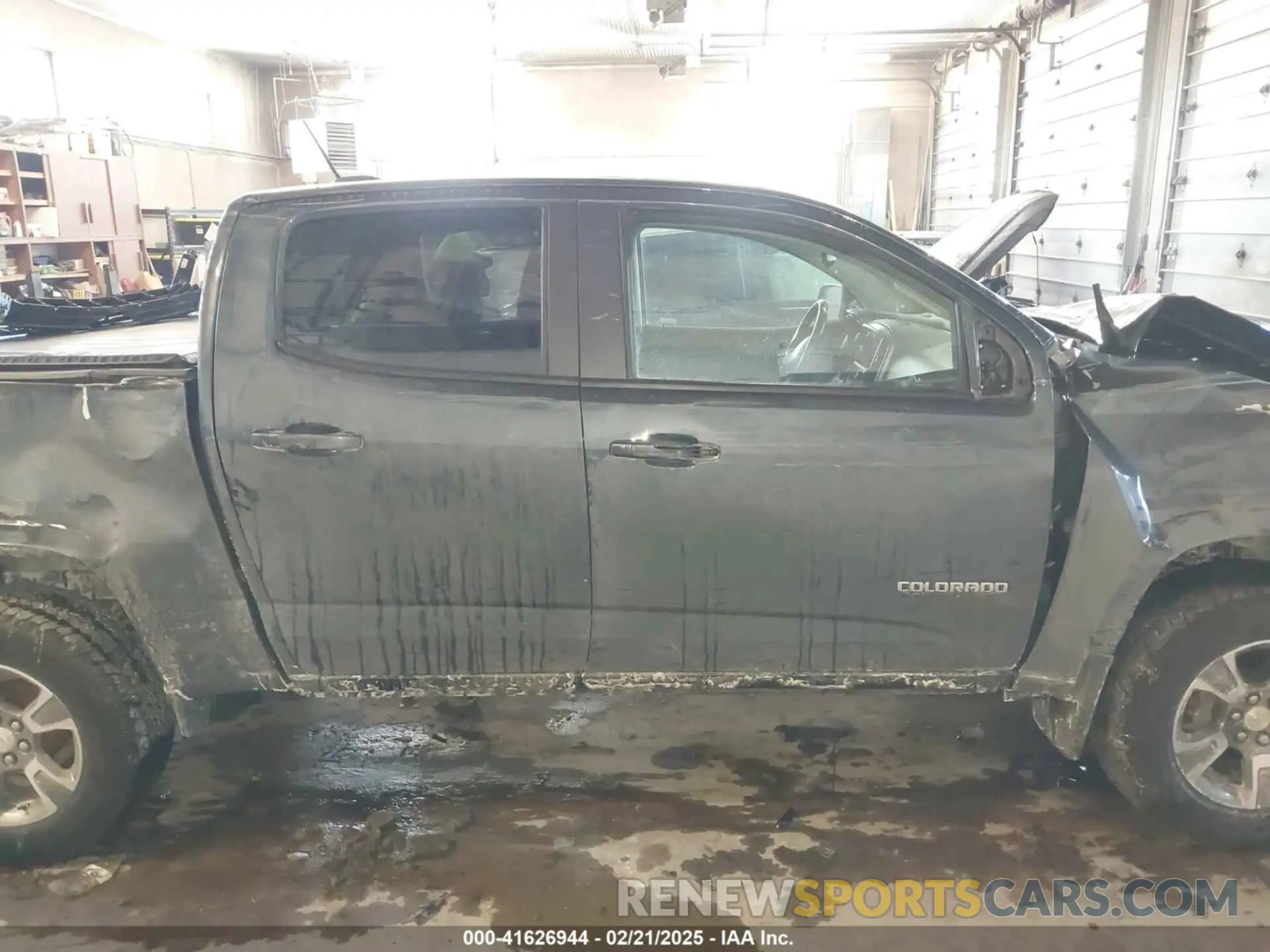 13 Photograph of a damaged car 1GCGTDEN9K1299292 CHEVROLET COLORADO 2019