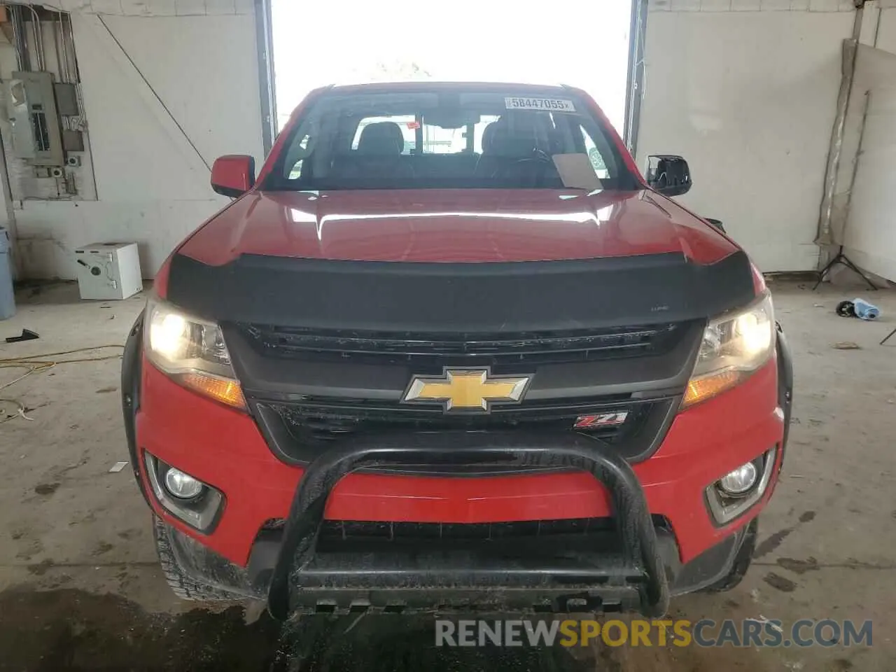 5 Photograph of a damaged car 1GCGTDENXK1336415 CHEVROLET COLORADO 2019