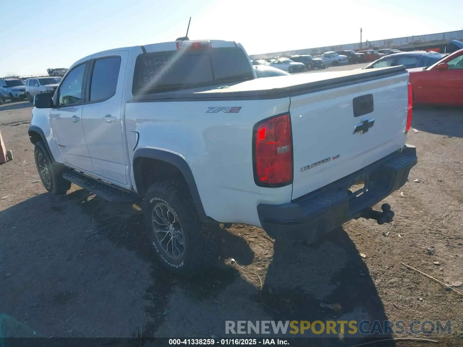 3 Photograph of a damaged car 1GCGTEEN0K1312940 CHEVROLET COLORADO 2019