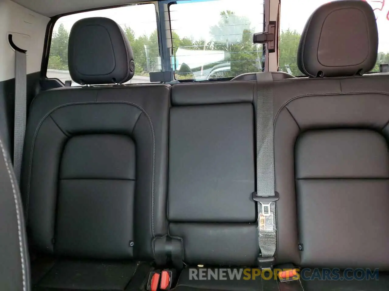 10 Photograph of a damaged car 1GCGTEEN1K1150283 CHEVROLET COLORADO 2019