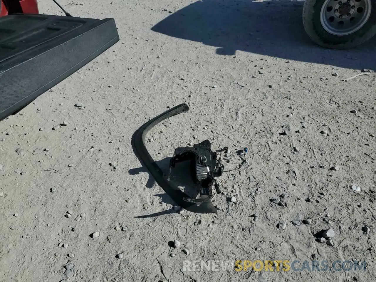14 Photograph of a damaged car 1GCGTEEN2K1351058 CHEVROLET COLORADO 2019