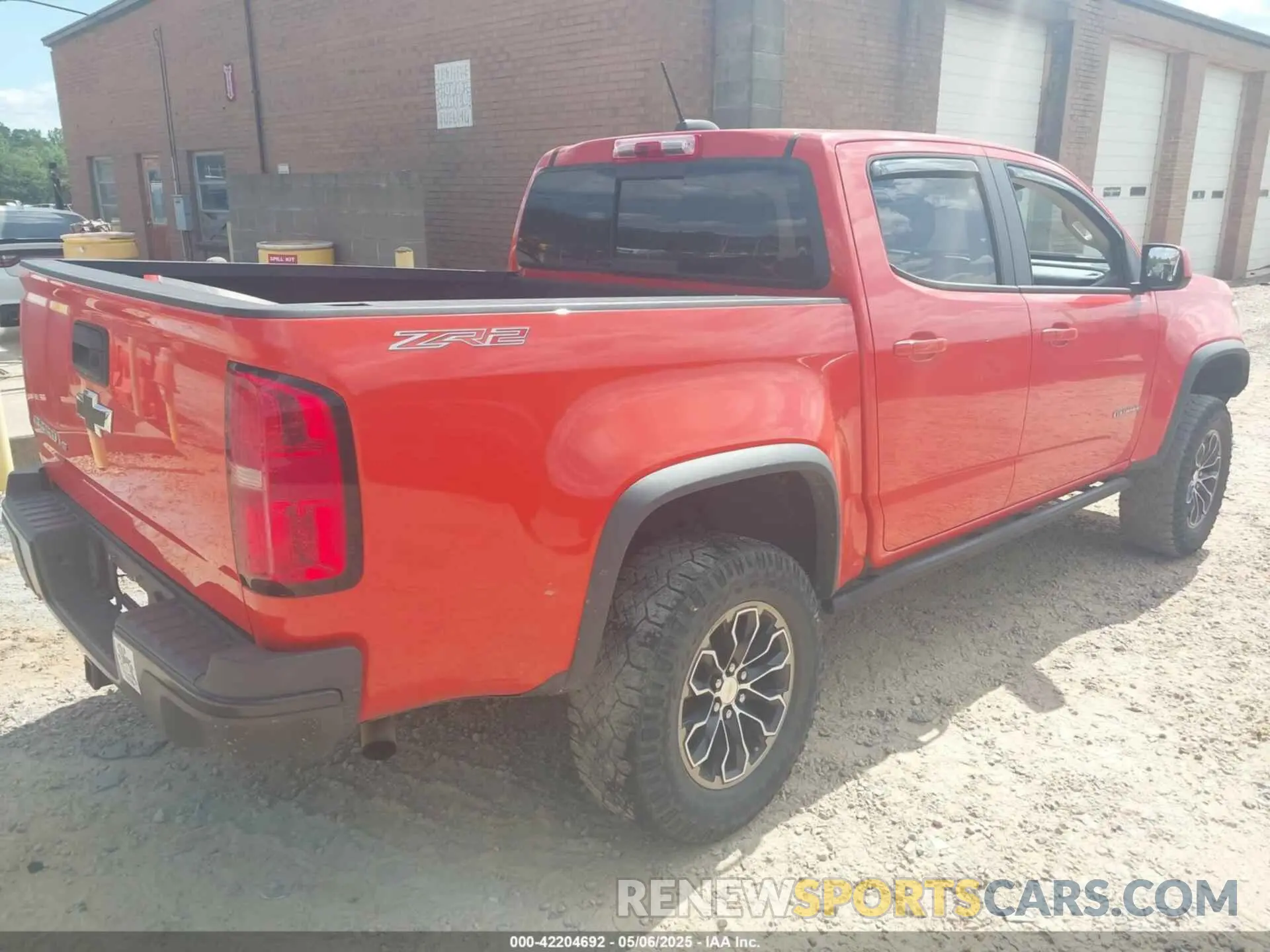 4 Photograph of a damaged car 1GCGTEEN5K1158788 CHEVROLET COLORADO 2019