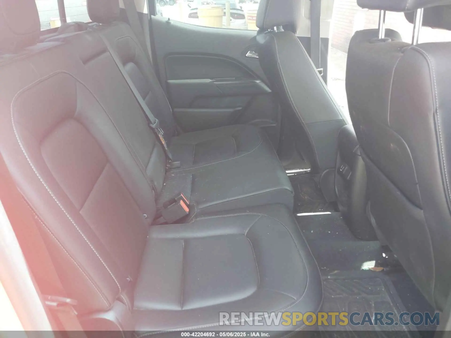 8 Photograph of a damaged car 1GCGTEEN5K1158788 CHEVROLET COLORADO 2019