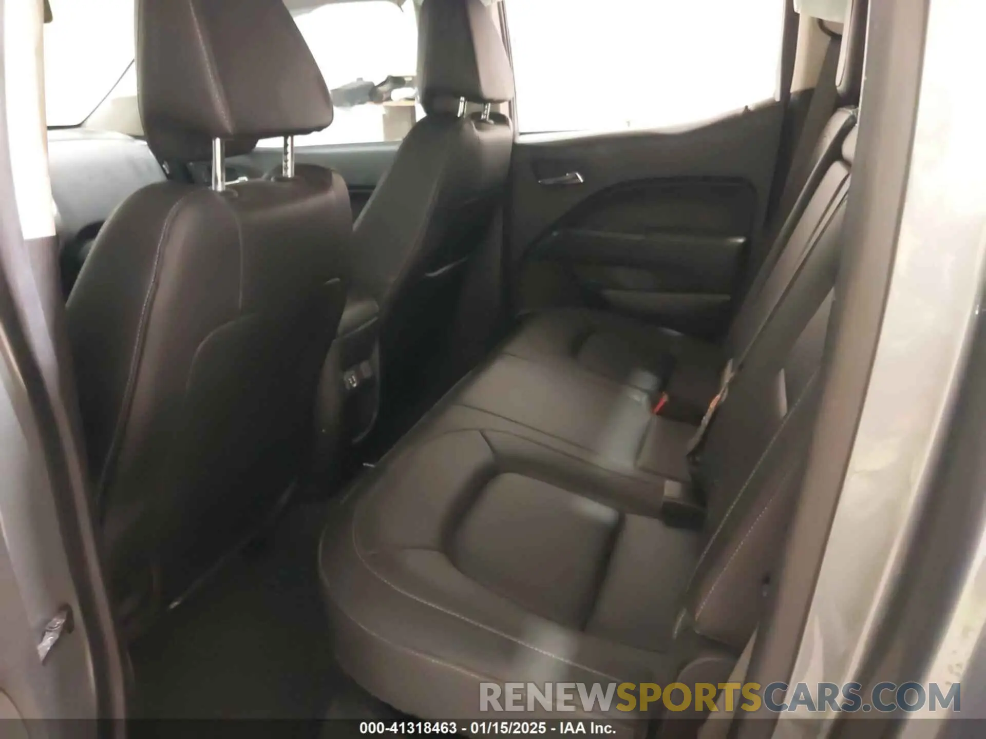 8 Photograph of a damaged car 1GCGTEEN5K1226099 CHEVROLET COLORADO 2019