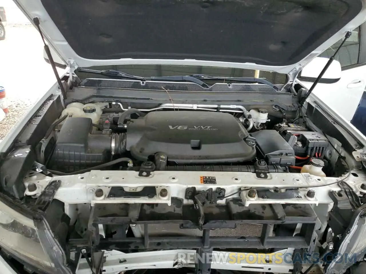 11 Photograph of a damaged car 1GCGTEEN5K1256848 CHEVROLET COLORADO 2019