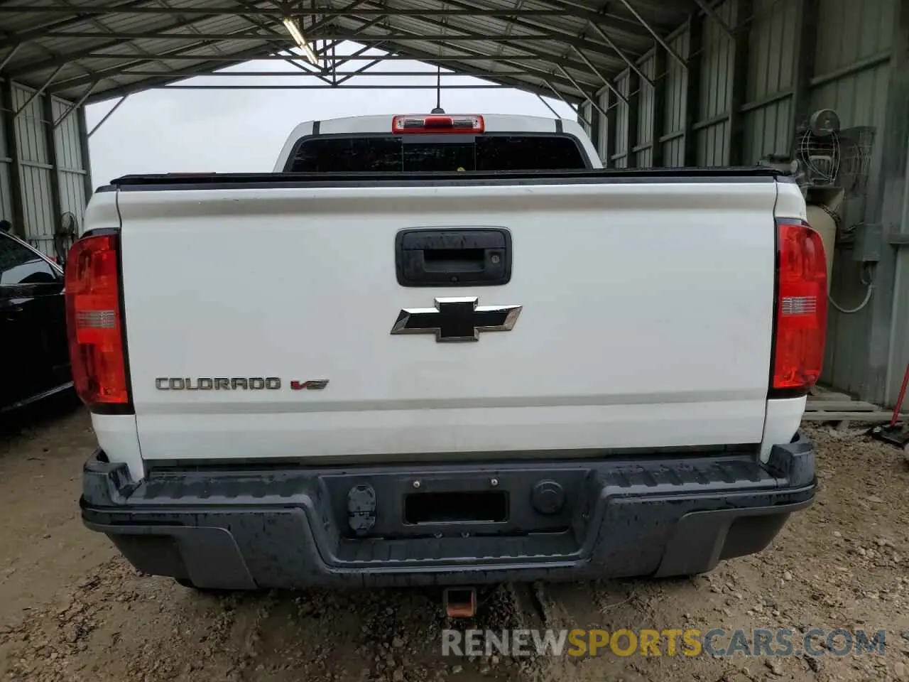 6 Photograph of a damaged car 1GCGTEEN5K1256848 CHEVROLET COLORADO 2019