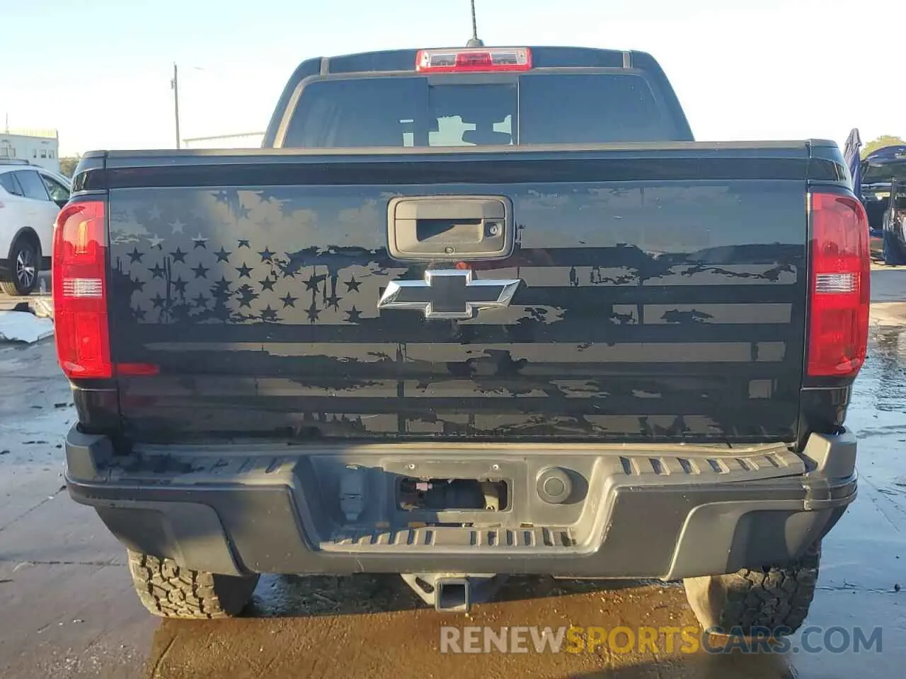 6 Photograph of a damaged car 1GCGTEEN6K1131521 CHEVROLET COLORADO 2019