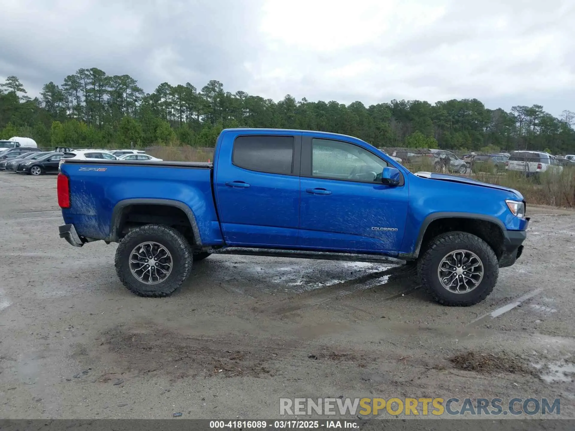 13 Photograph of a damaged car 1GCGTEEN7K1158985 CHEVROLET COLORADO 2019