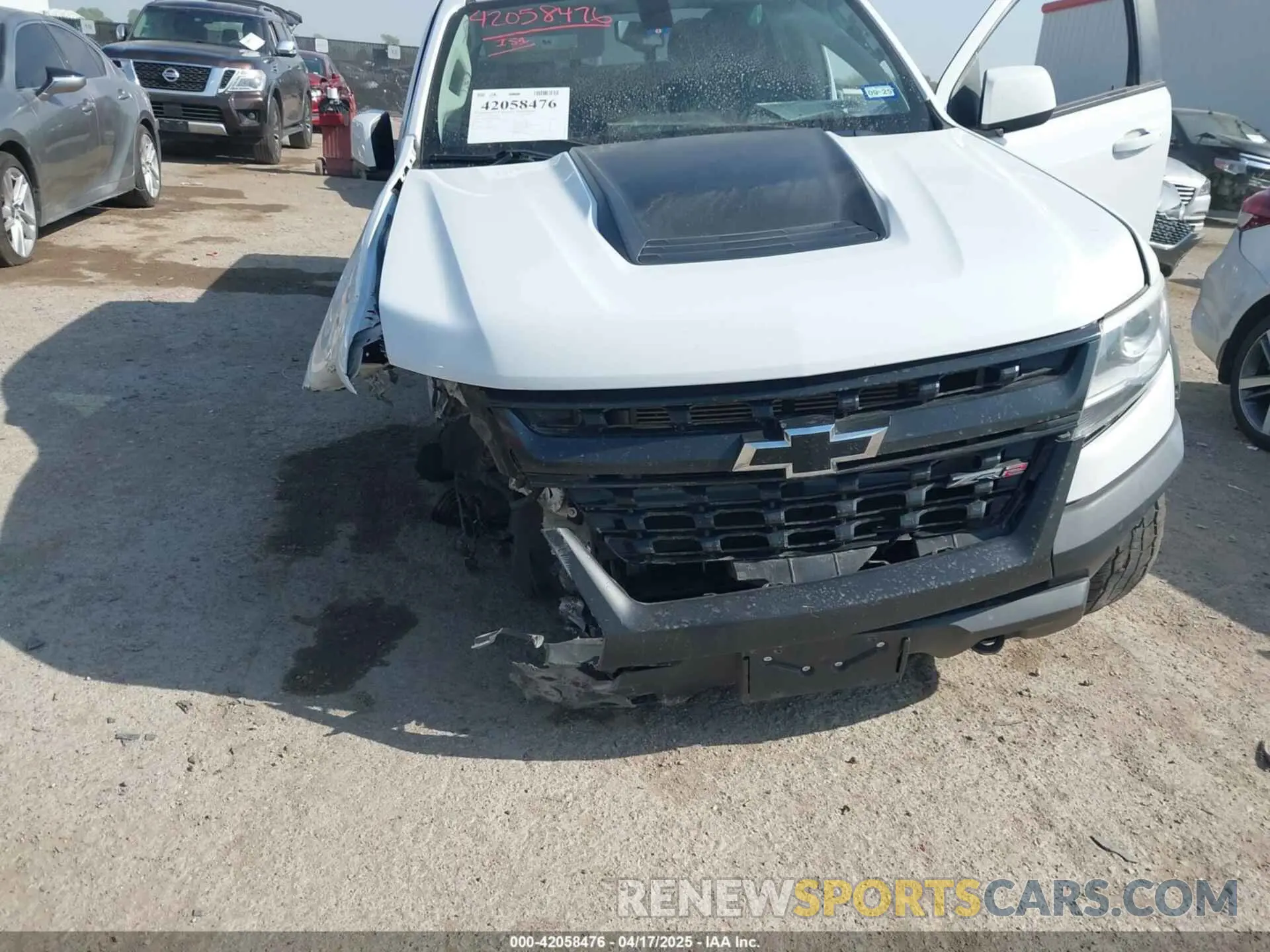 6 Photograph of a damaged car 1GCGTEEN7K1202435 CHEVROLET COLORADO 2019