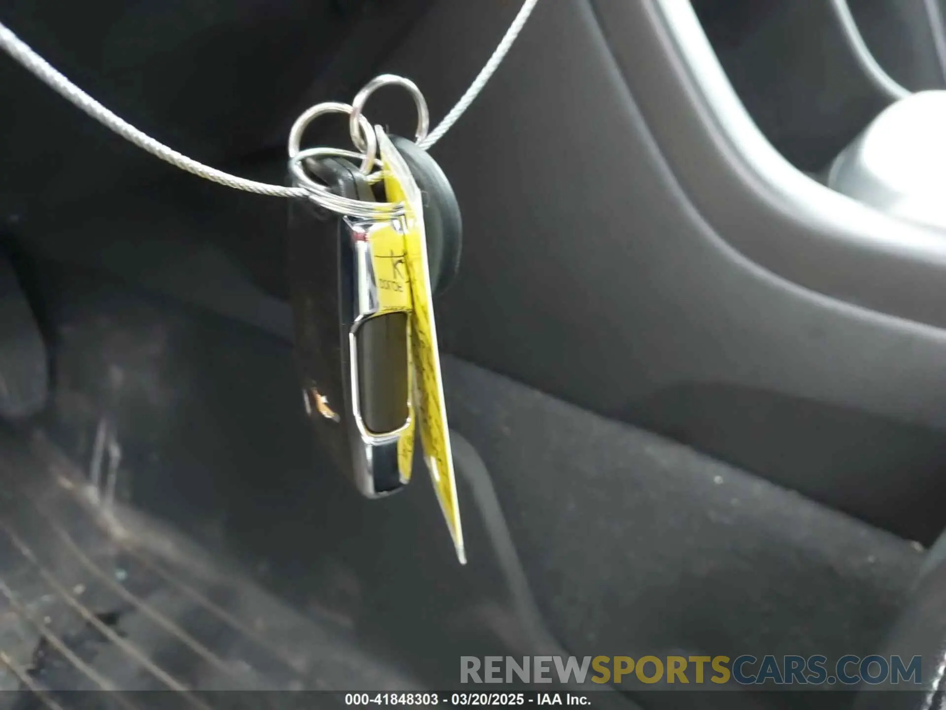 11 Photograph of a damaged car 1GCGTEEN7K1310876 CHEVROLET COLORADO 2019