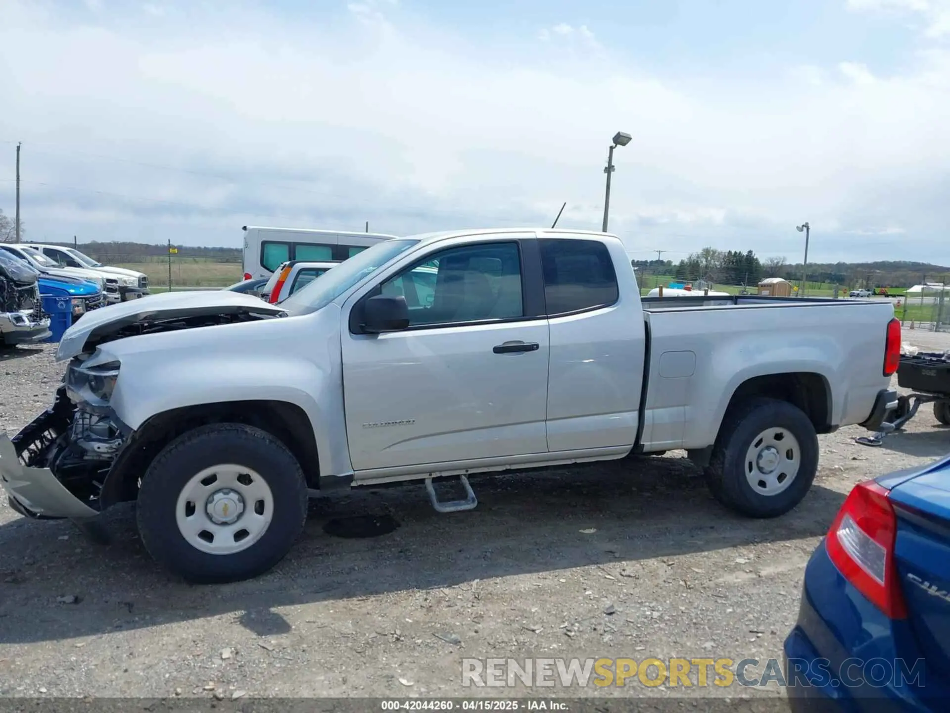 14 Photograph of a damaged car 1GCHSBEA0K1124986 CHEVROLET COLORADO 2019