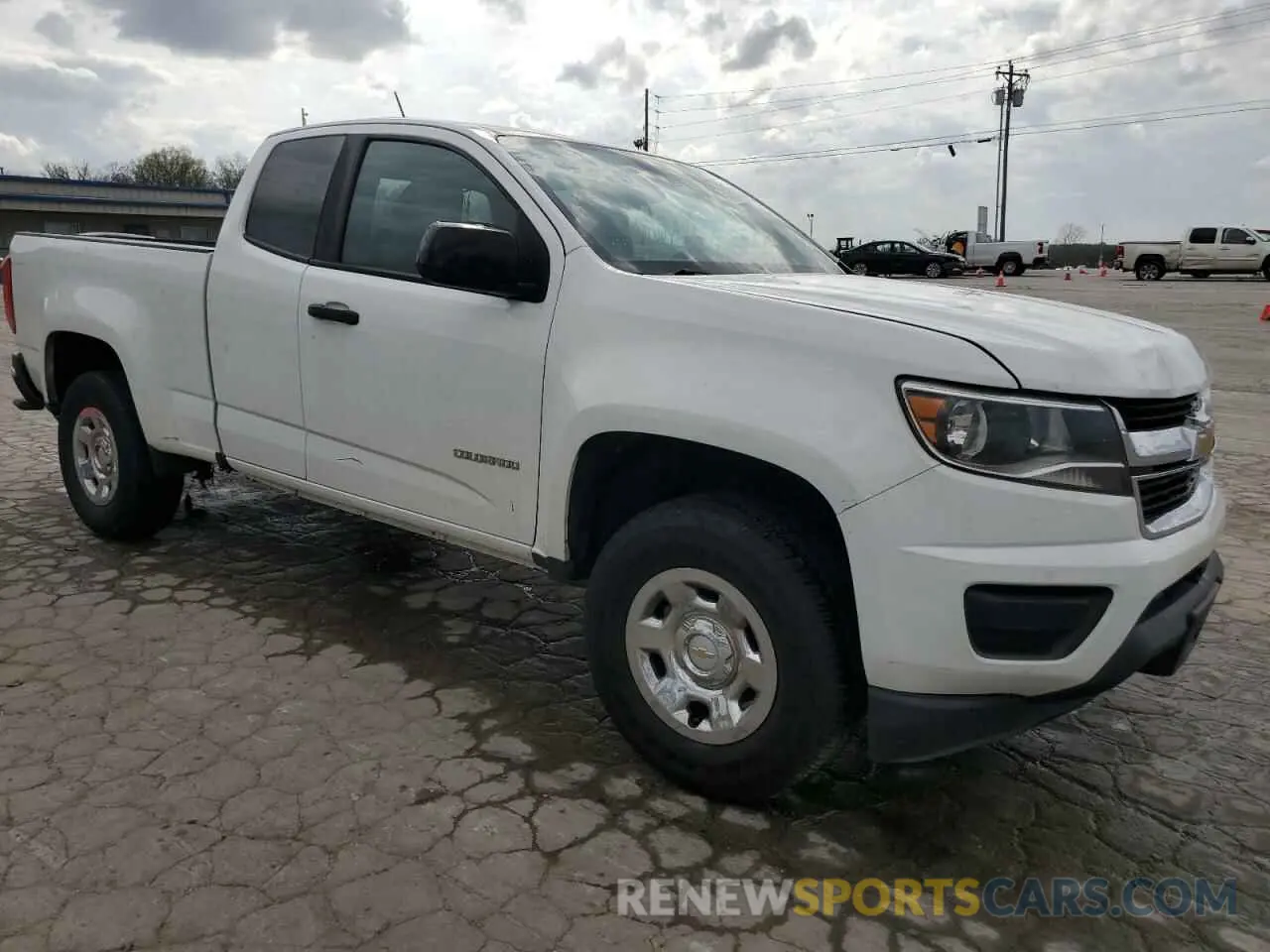 4 Photograph of a damaged car 1GCHSBEA0K1162878 CHEVROLET COLORADO 2019