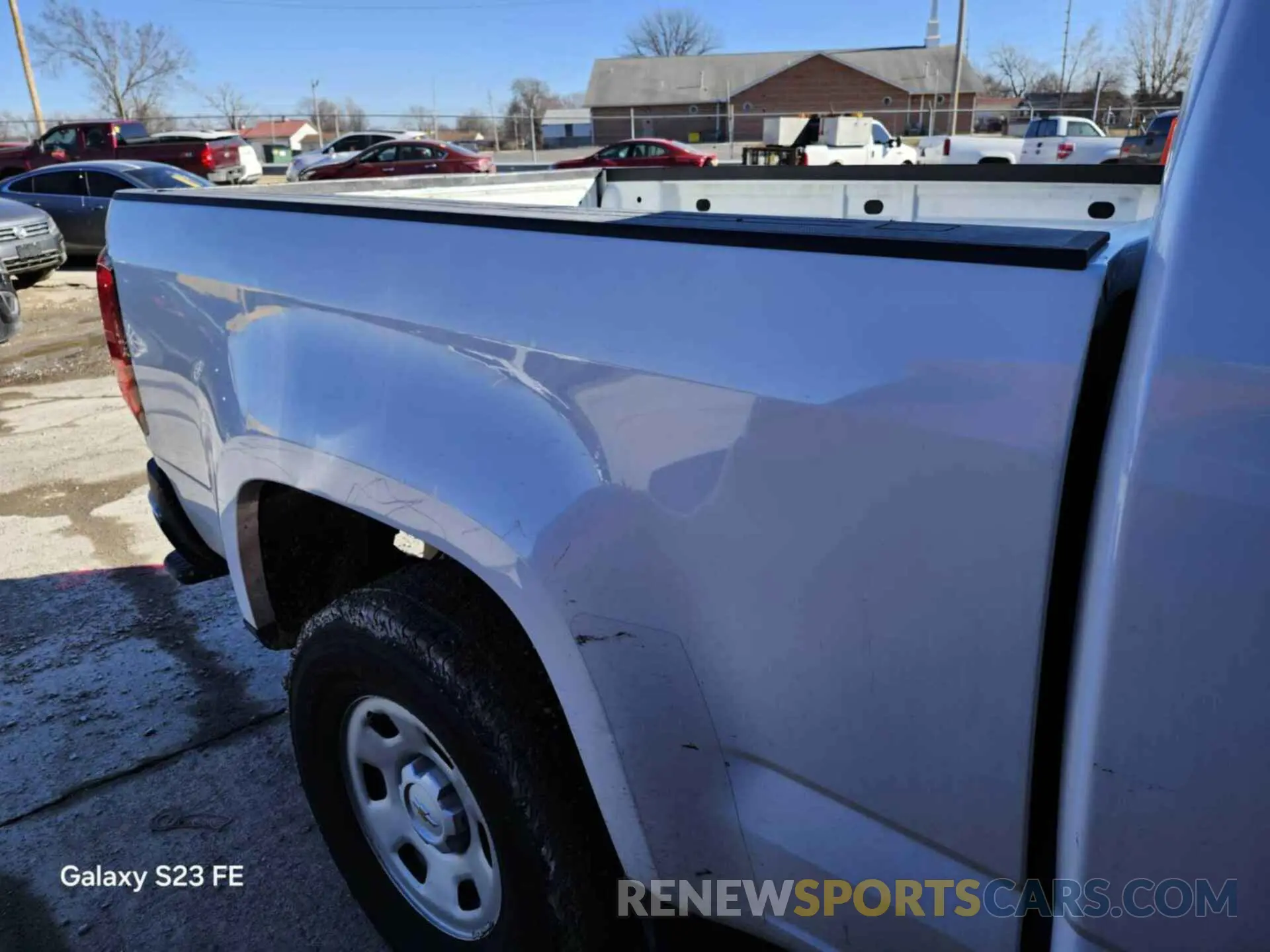 2 Photograph of a damaged car 1GCHSBEA1K1112295 CHEVROLET COLORADO 2019