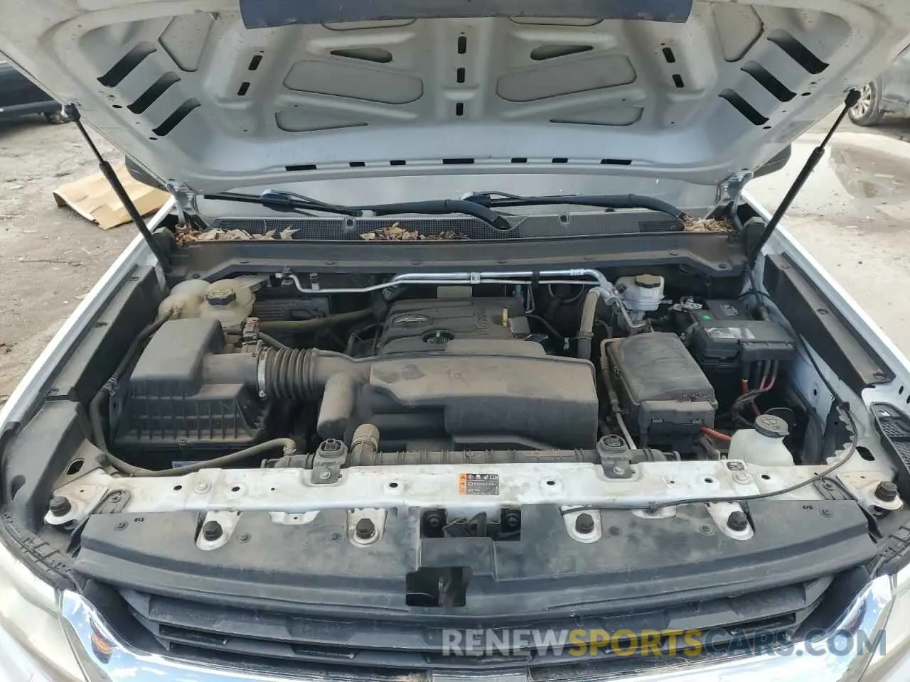 11 Photograph of a damaged car 1GCHSBEA1K1130165 CHEVROLET COLORADO 2019