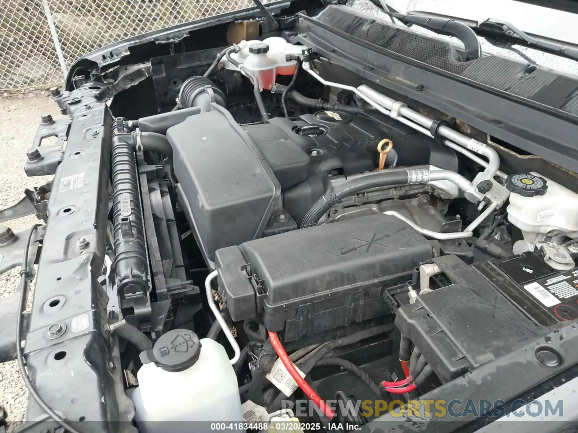 10 Photograph of a damaged car 1GCHSBEA1K1142171 CHEVROLET COLORADO 2019