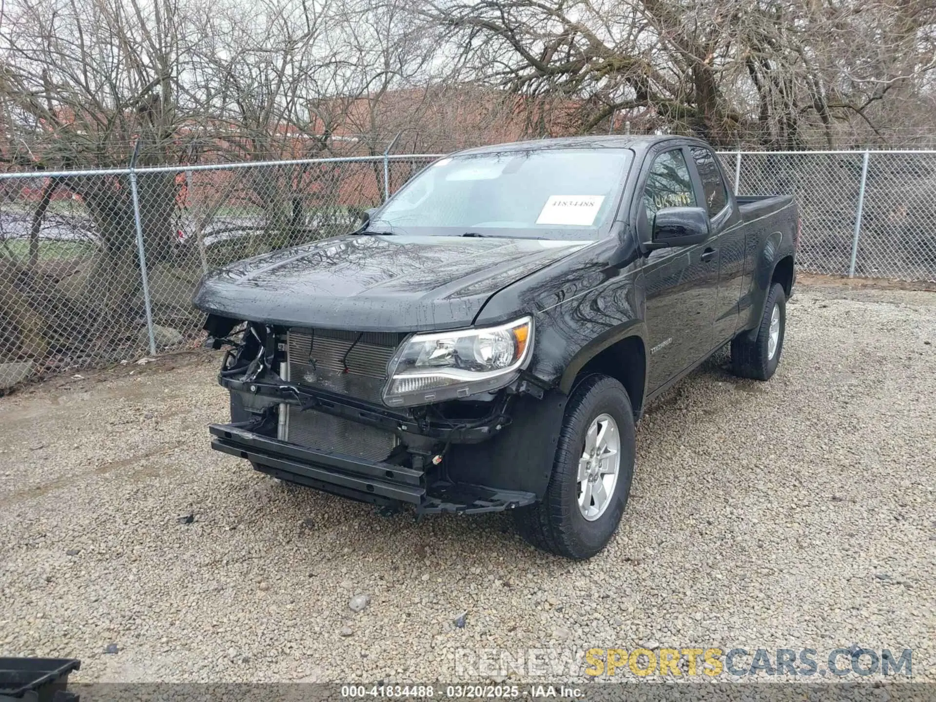 2 Photograph of a damaged car 1GCHSBEA1K1142171 CHEVROLET COLORADO 2019