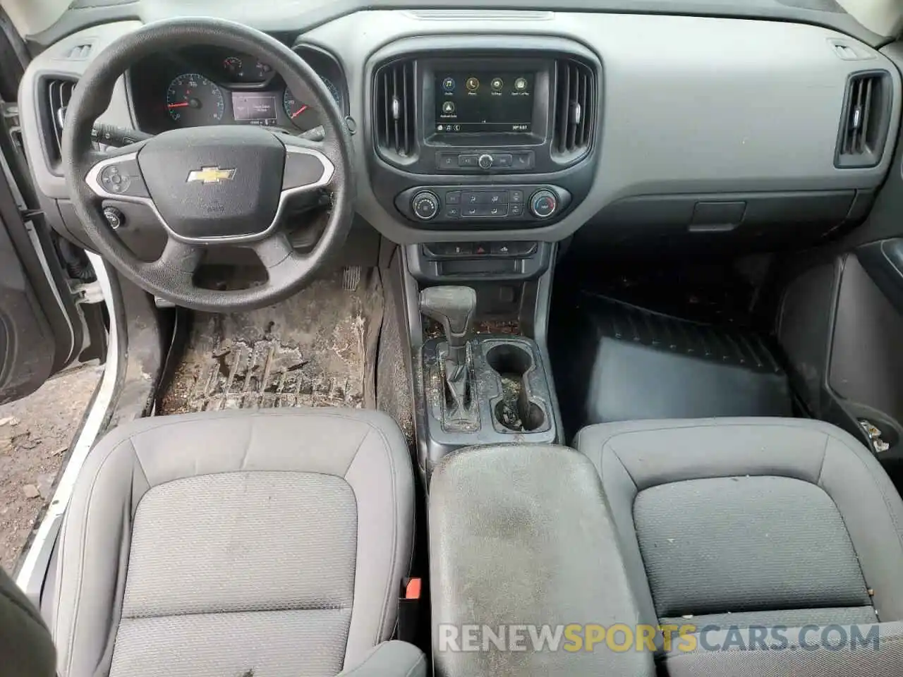 8 Photograph of a damaged car 1GCHSBEA1K1205768 CHEVROLET COLORADO 2019