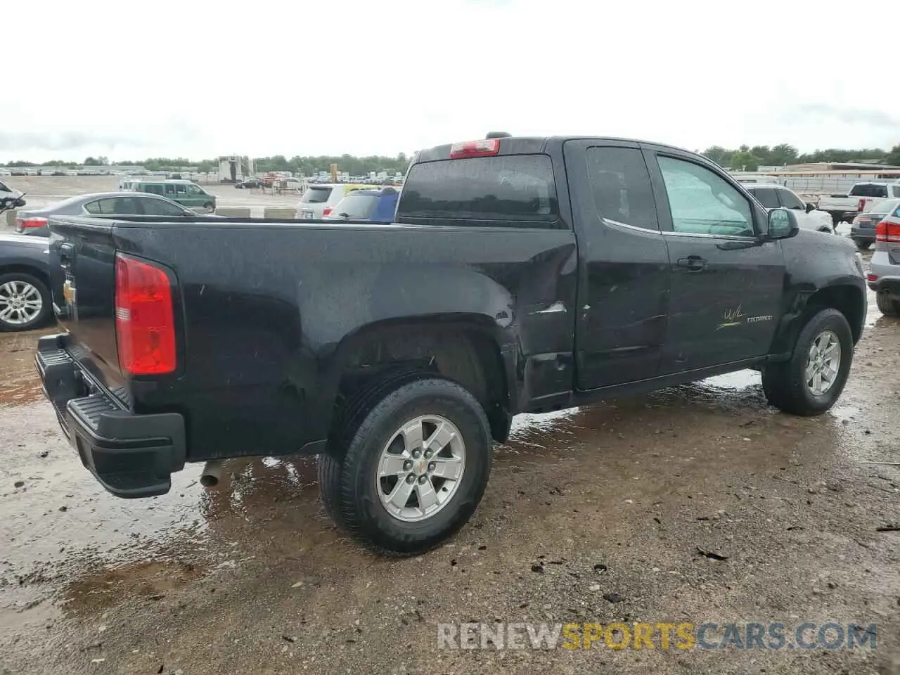 3 Photograph of a damaged car 1GCHSBEA1K1263685 CHEVROLET COLORADO 2019