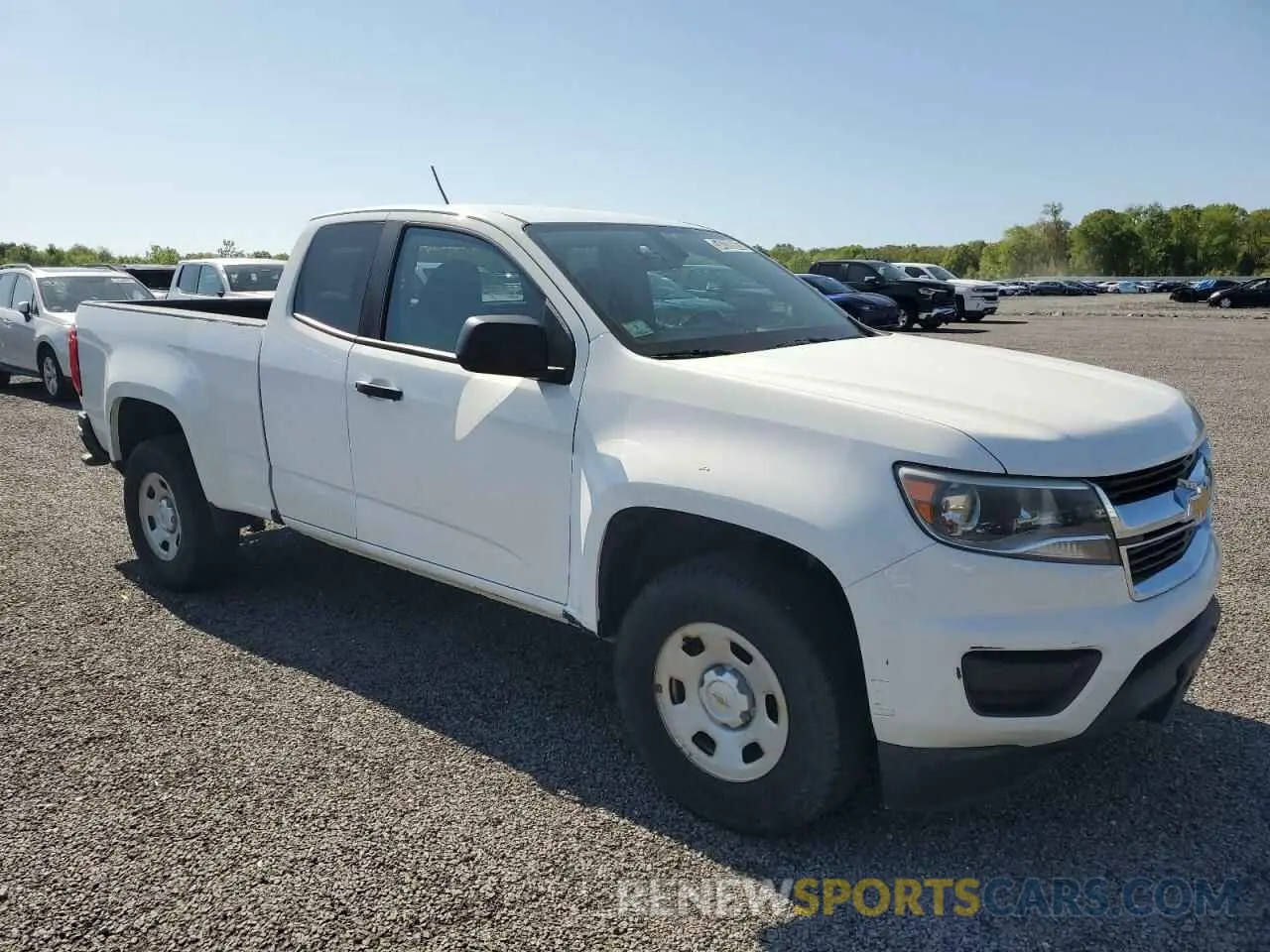 4 Photograph of a damaged car 1GCHSBEA1K1327305 CHEVROLET COLORADO 2019