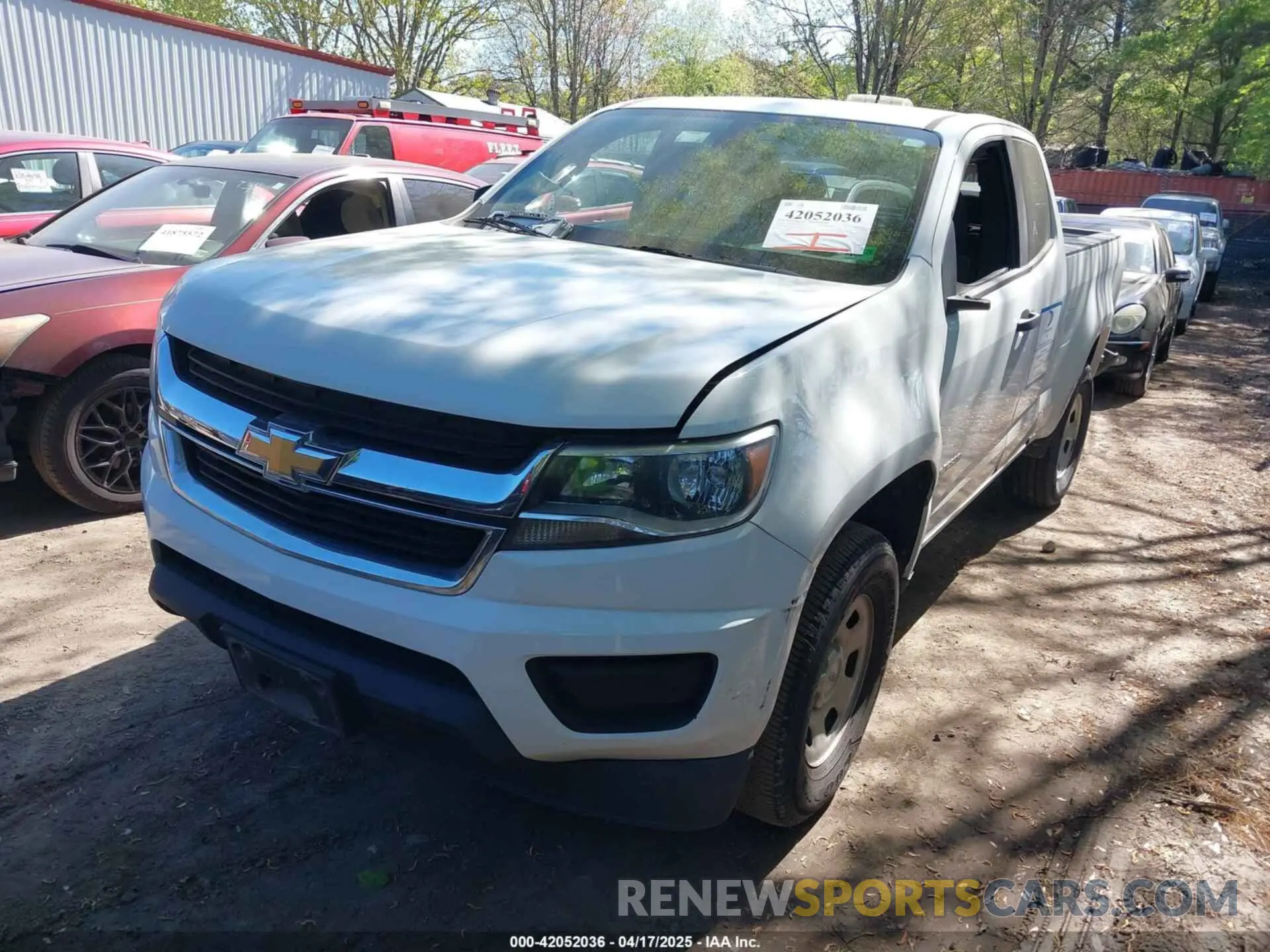 2 Photograph of a damaged car 1GCHSBEA1K1355430 CHEVROLET COLORADO 2019