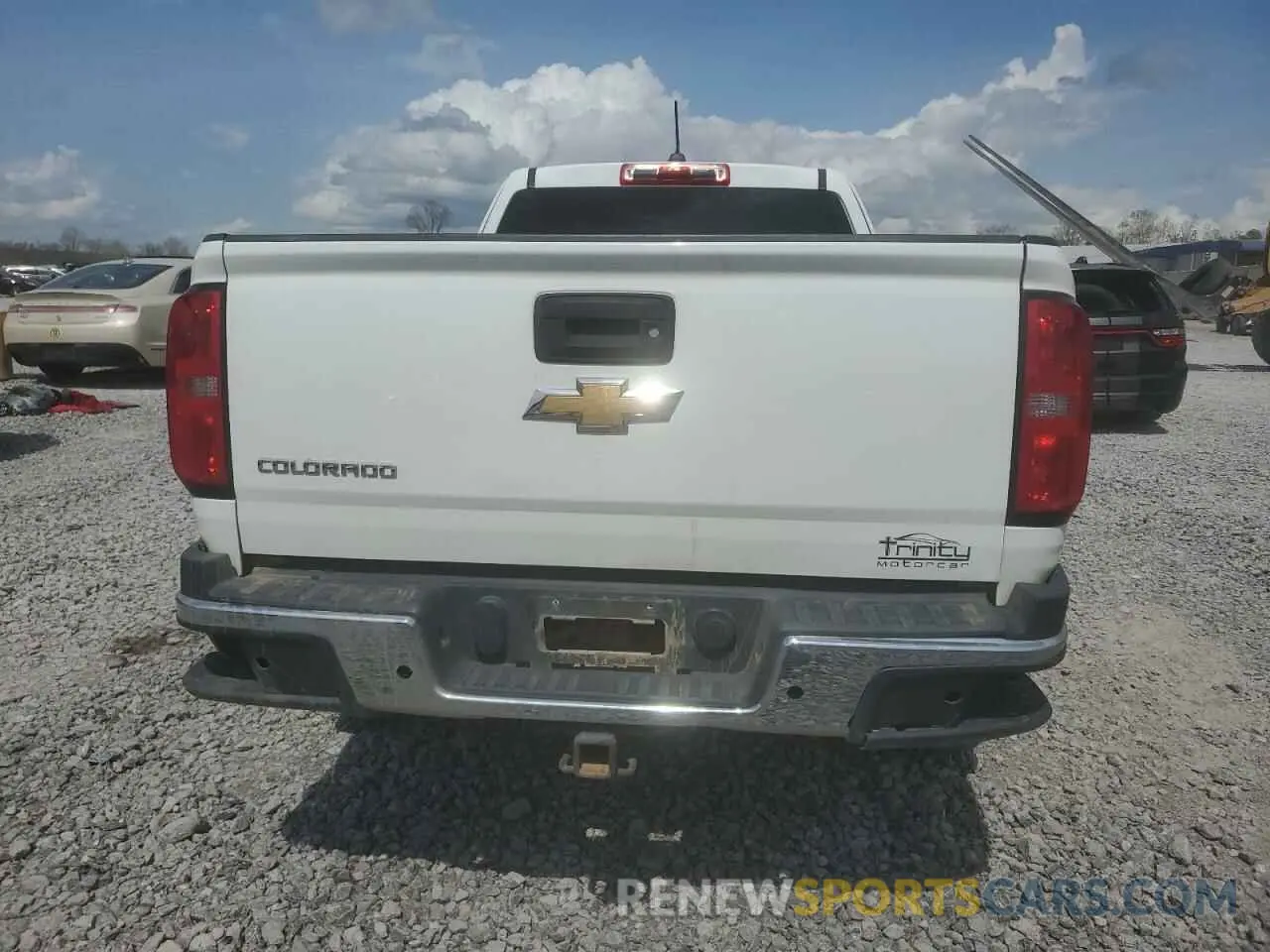 6 Photograph of a damaged car 1GCHSBEA3K1160378 CHEVROLET COLORADO 2019