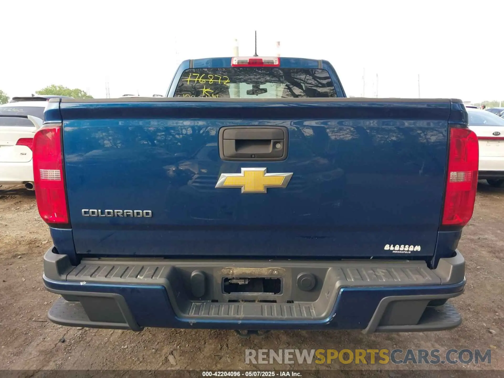 16 Photograph of a damaged car 1GCHSBEA3K1176872 CHEVROLET COLORADO 2019