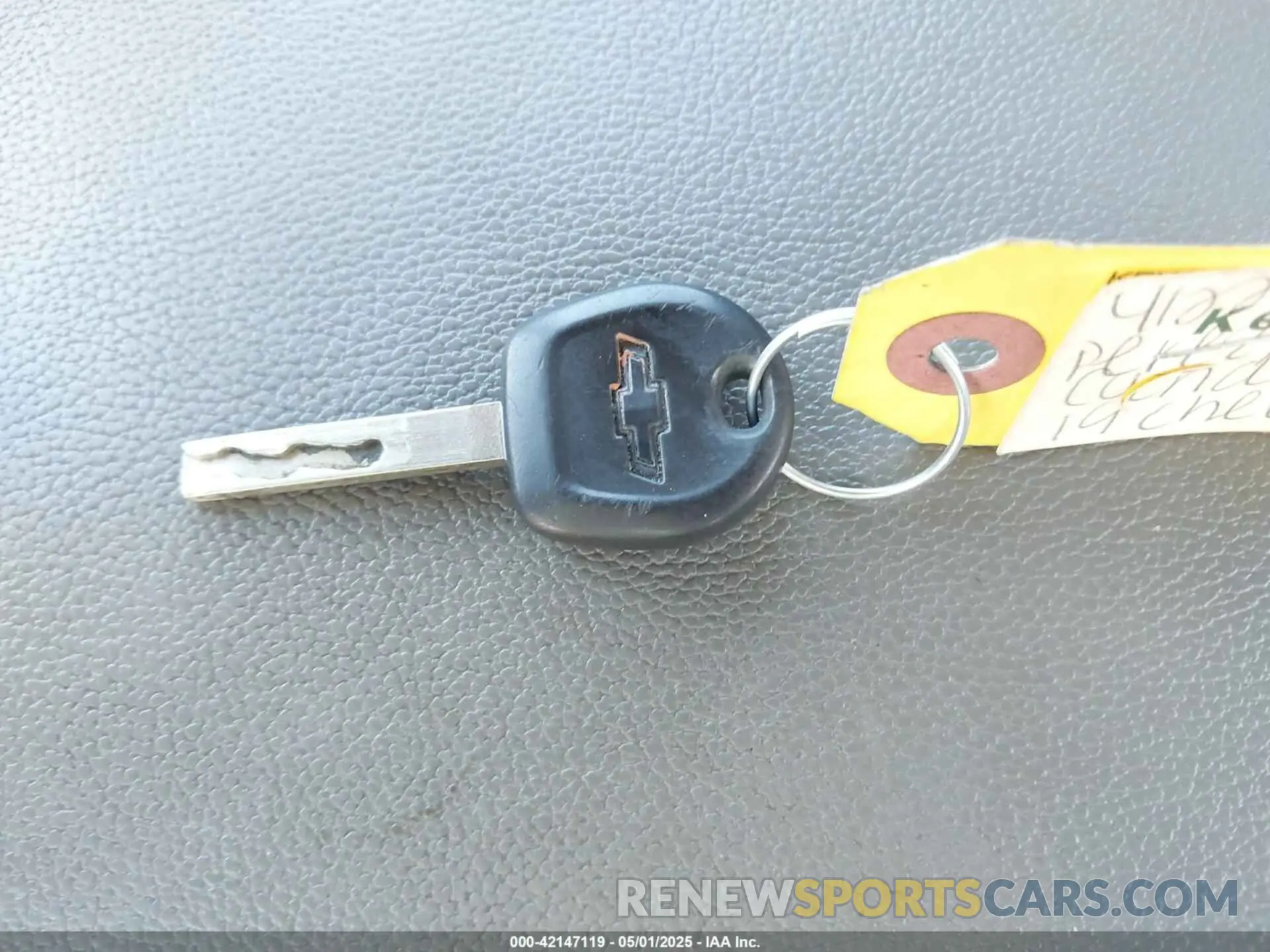 11 Photograph of a damaged car 1GCHSBEA3K1245981 CHEVROLET COLORADO 2019
