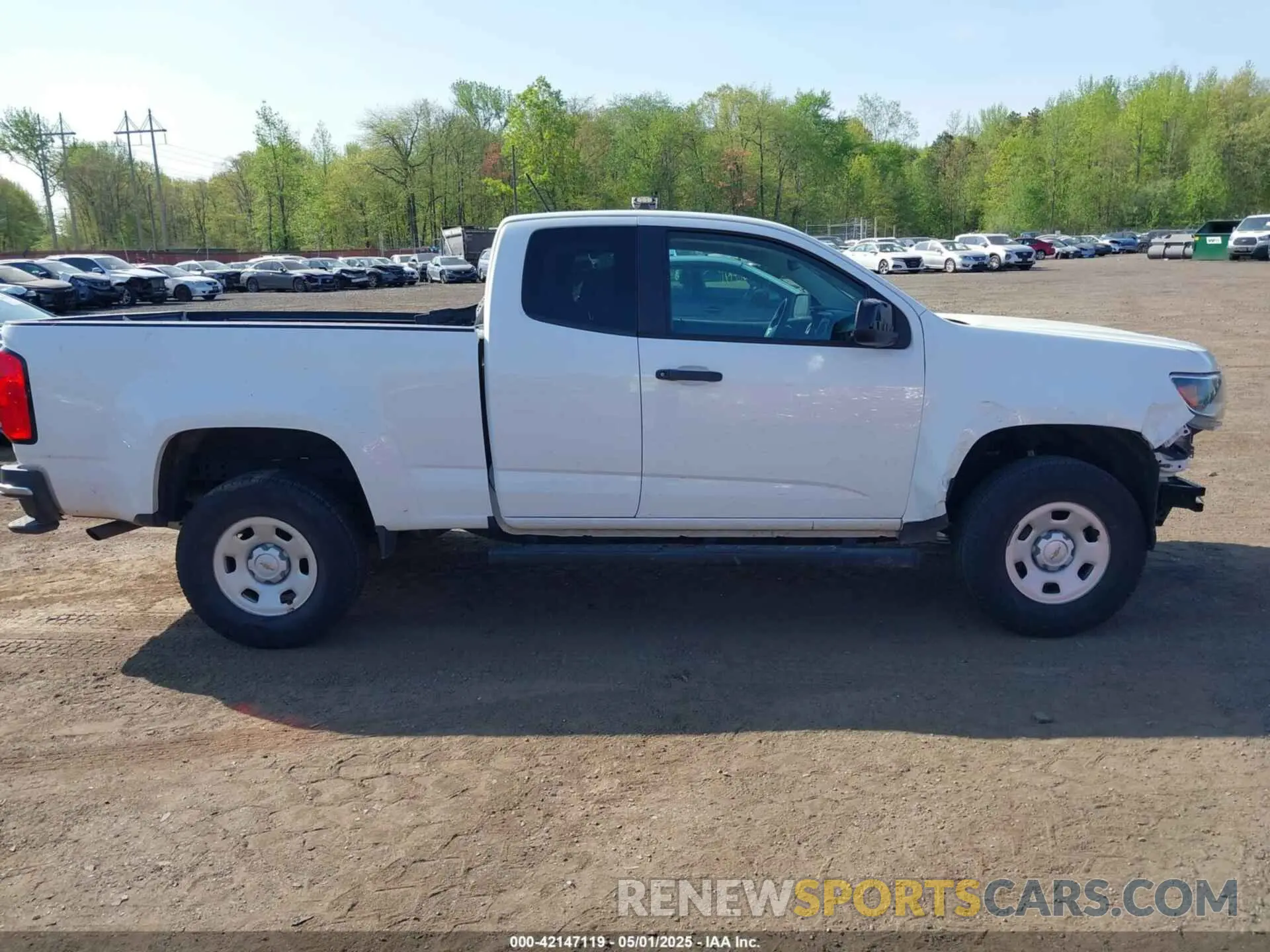13 Photograph of a damaged car 1GCHSBEA3K1245981 CHEVROLET COLORADO 2019