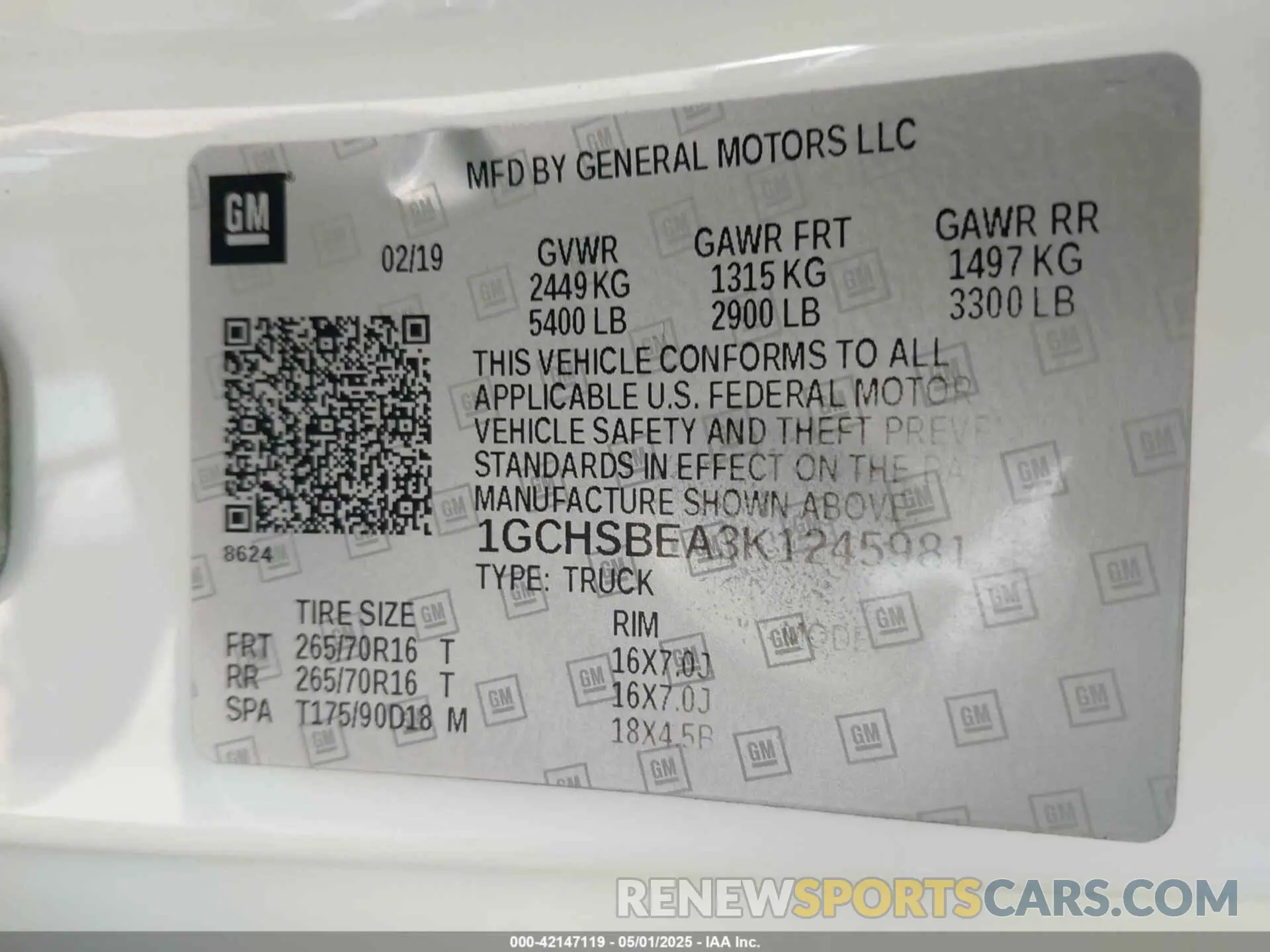 9 Photograph of a damaged car 1GCHSBEA3K1245981 CHEVROLET COLORADO 2019