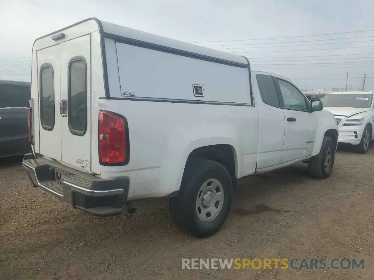 3 Photograph of a damaged car 1GCHSBEA3K1256981 CHEVROLET COLORADO 2019
