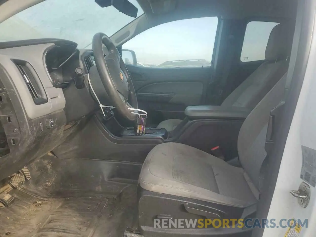 7 Photograph of a damaged car 1GCHSBEA3K1256981 CHEVROLET COLORADO 2019