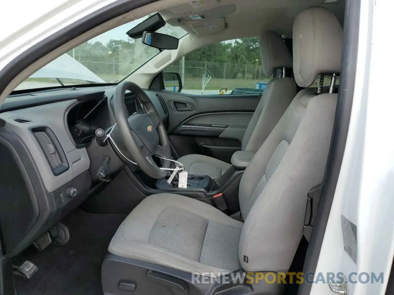 7 Photograph of a damaged car 1GCHSBEA4K1105163 CHEVROLET COLORADO 2019
