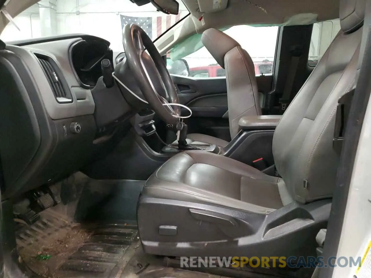 7 Photograph of a damaged car 1GCHSBEA4K1146845 CHEVROLET COLORADO 2019