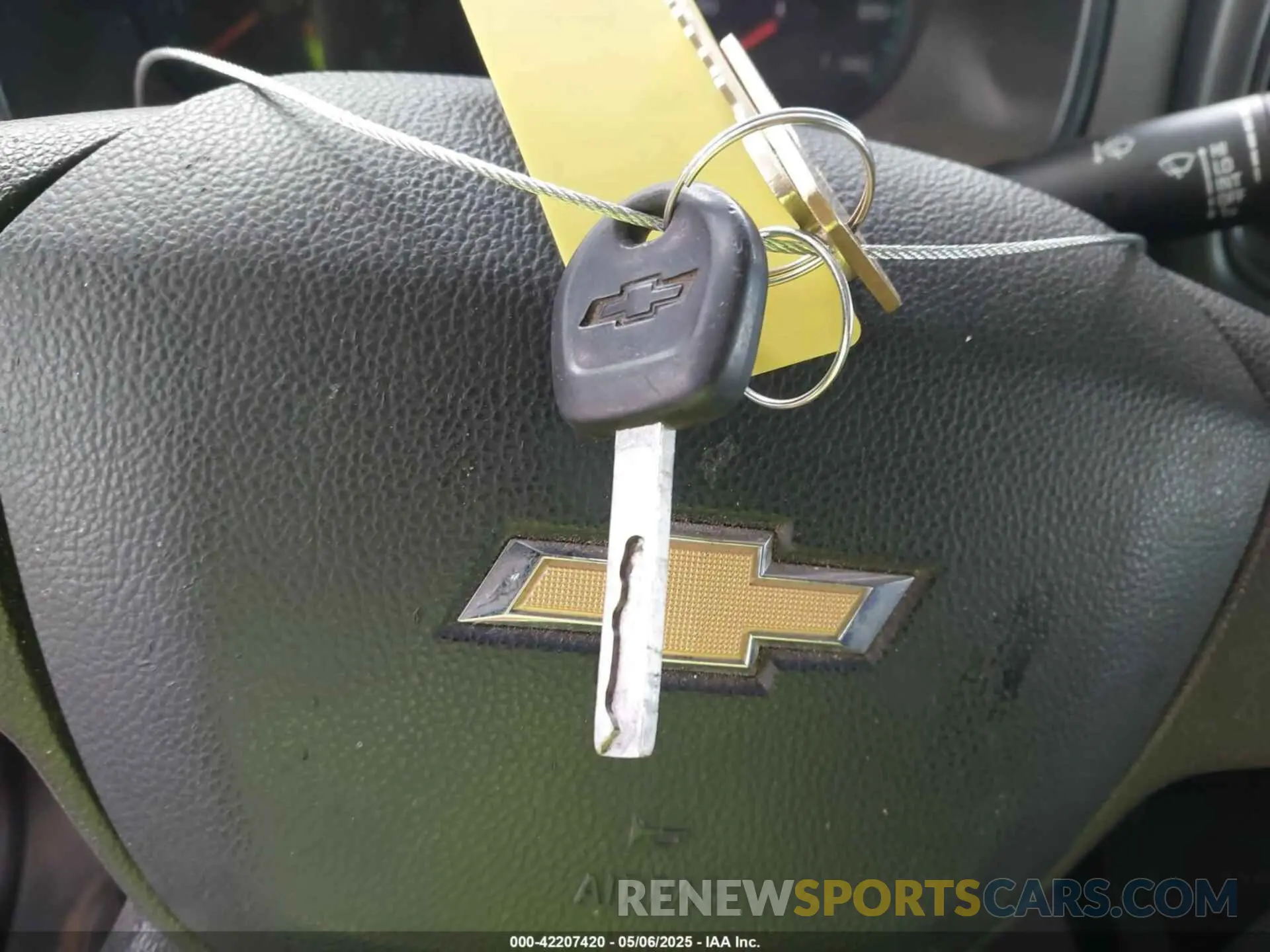 11 Photograph of a damaged car 1GCHSBEA6K1230925 CHEVROLET COLORADO 2019