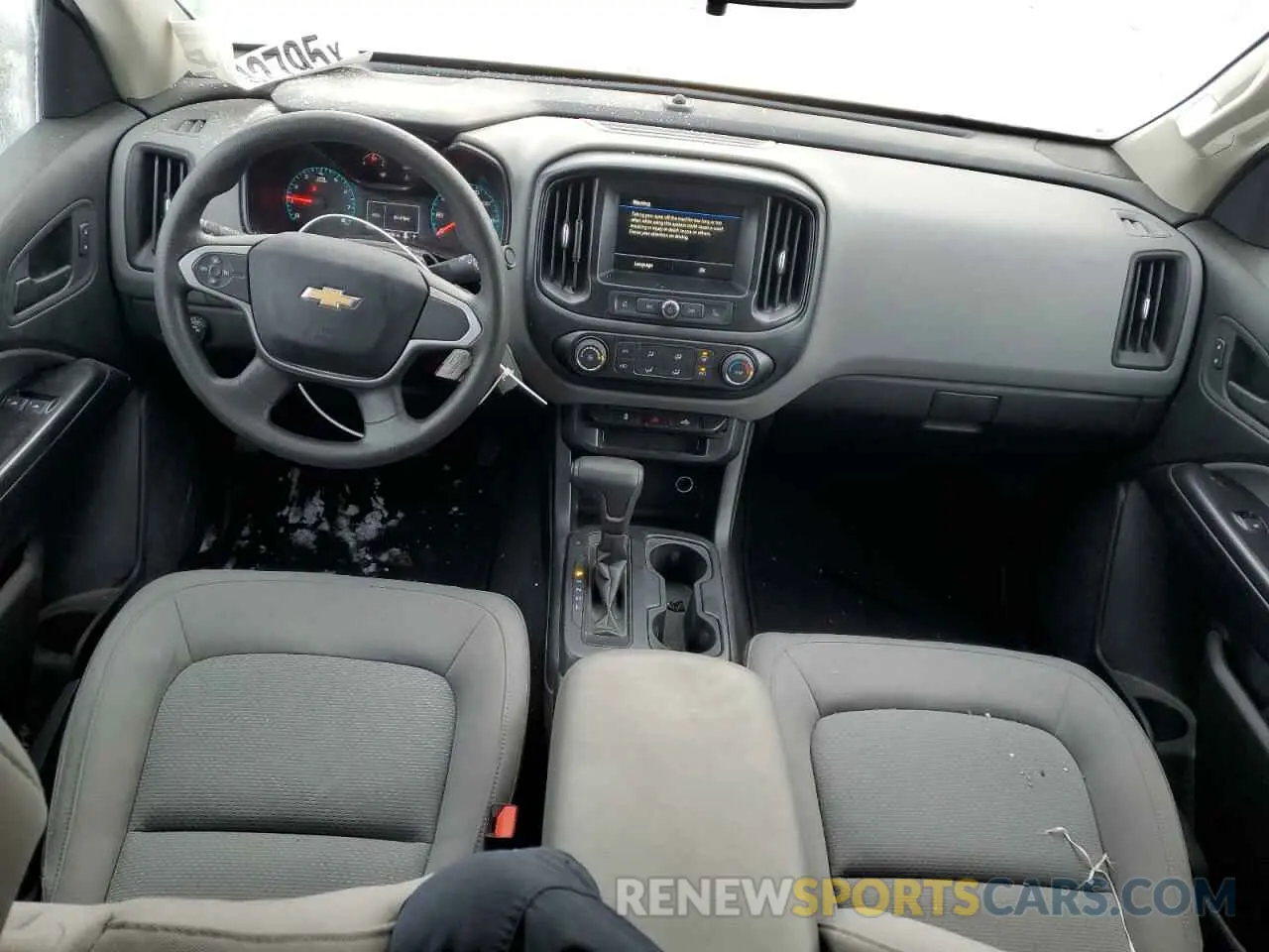 8 Photograph of a damaged car 1GCHSBEA7K1302120 CHEVROLET COLORADO 2019