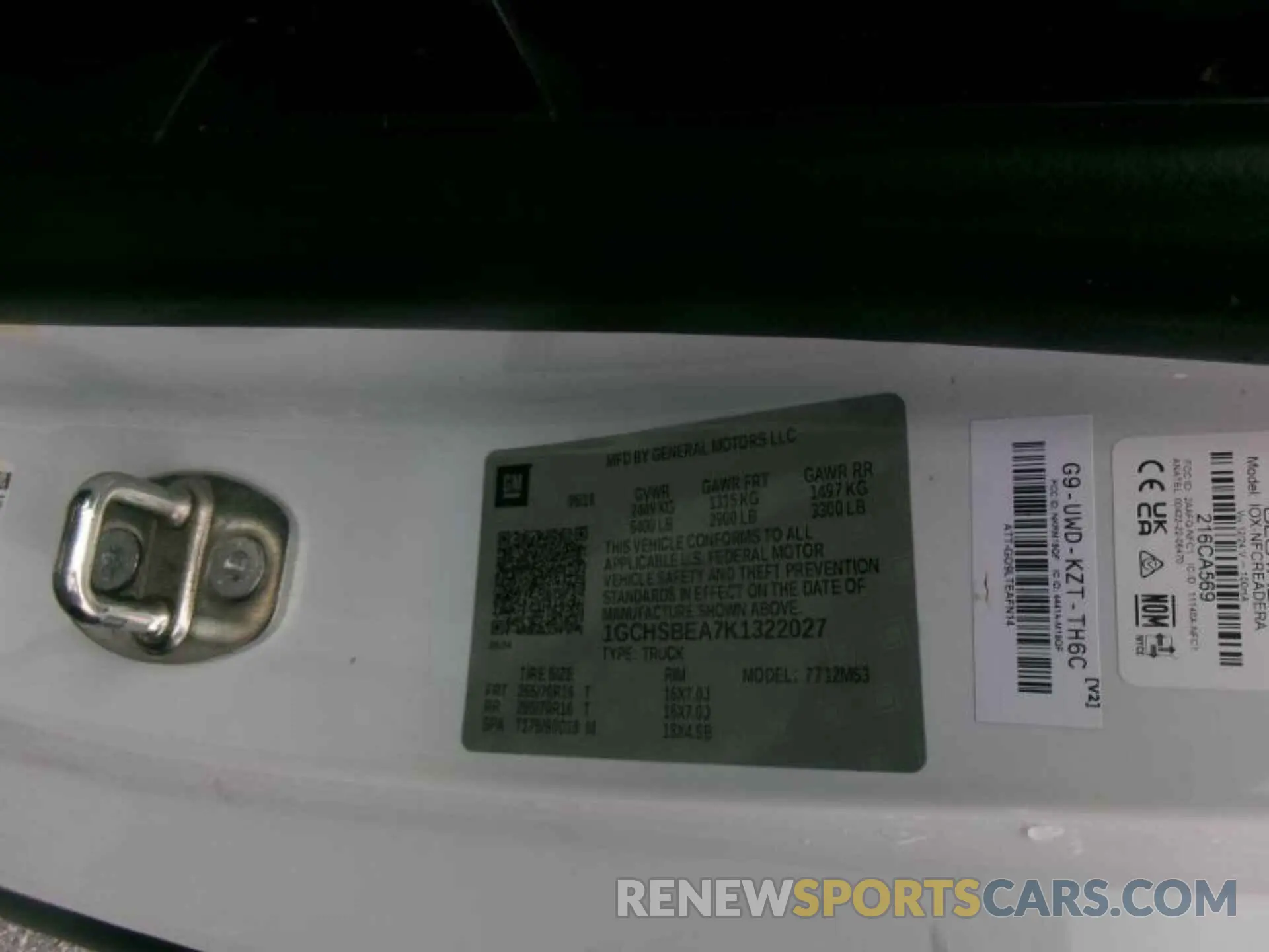 11 Photograph of a damaged car 1GCHSBEA7K1322027 CHEVROLET COLORADO 2019