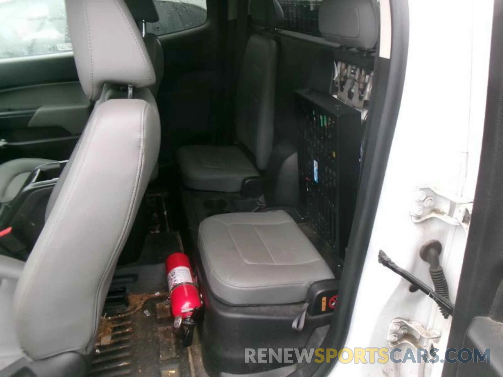 12 Photograph of a damaged car 1GCHSBEA7K1322027 CHEVROLET COLORADO 2019