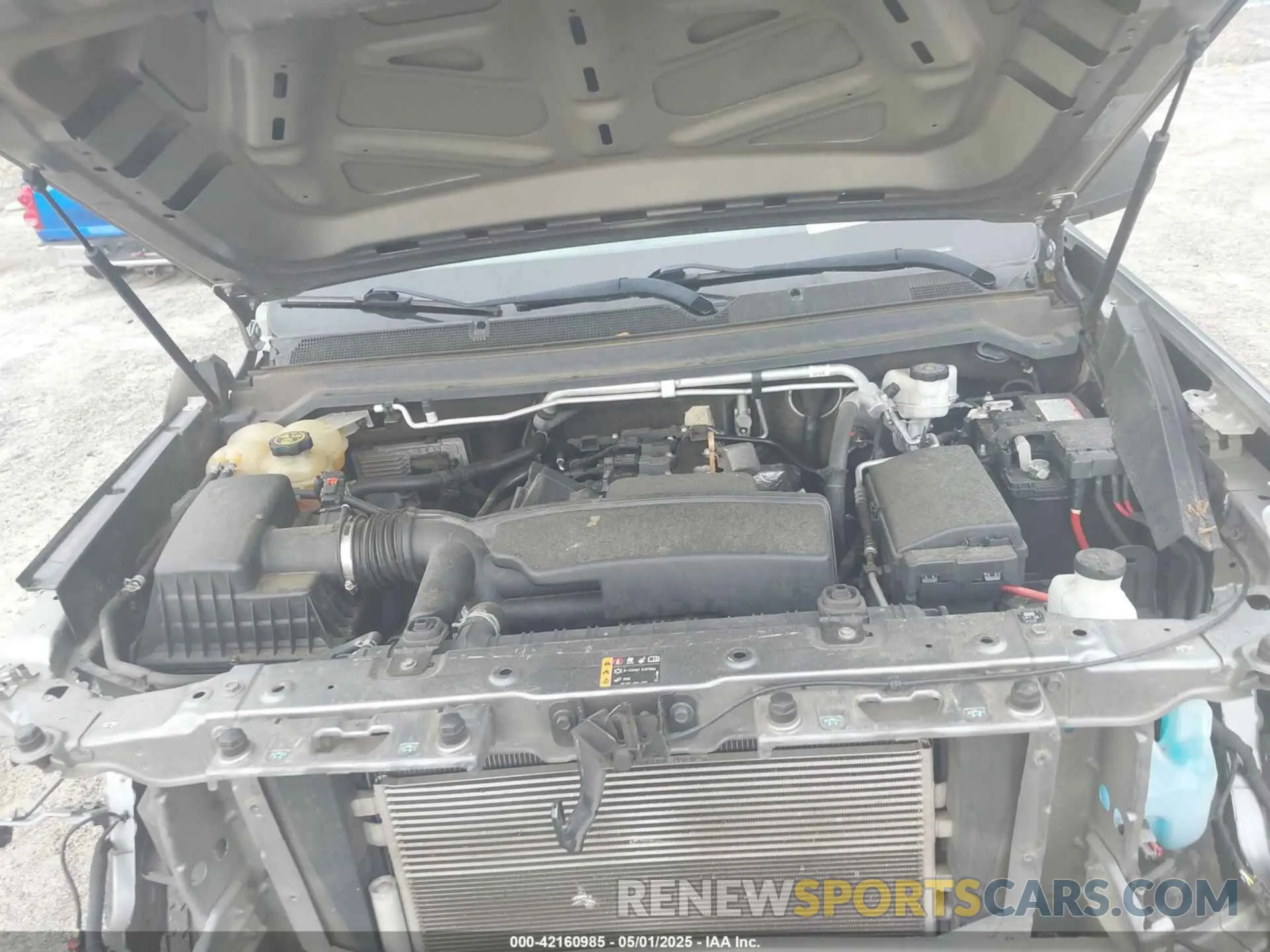 10 Photograph of a damaged car 1GCHSBEA8K1119583 CHEVROLET COLORADO 2019