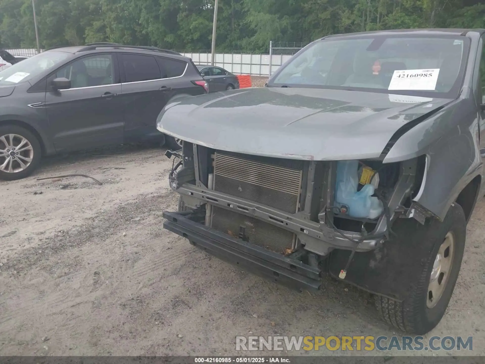 6 Photograph of a damaged car 1GCHSBEA8K1119583 CHEVROLET COLORADO 2019