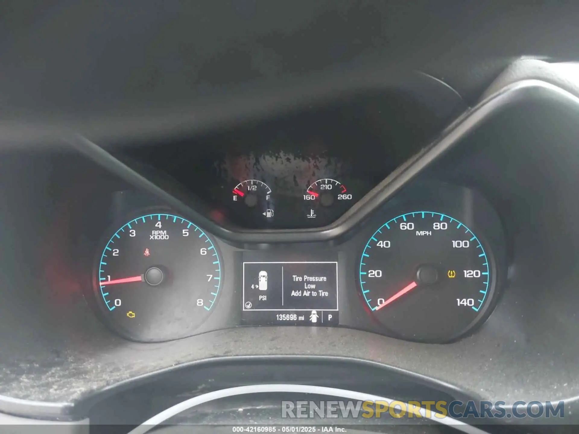 7 Photograph of a damaged car 1GCHSBEA8K1119583 CHEVROLET COLORADO 2019