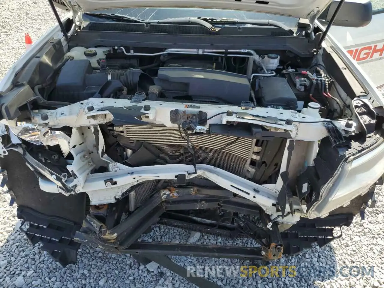 11 Photograph of a damaged car 1GCHSBEA8K1173191 CHEVROLET COLORADO 2019