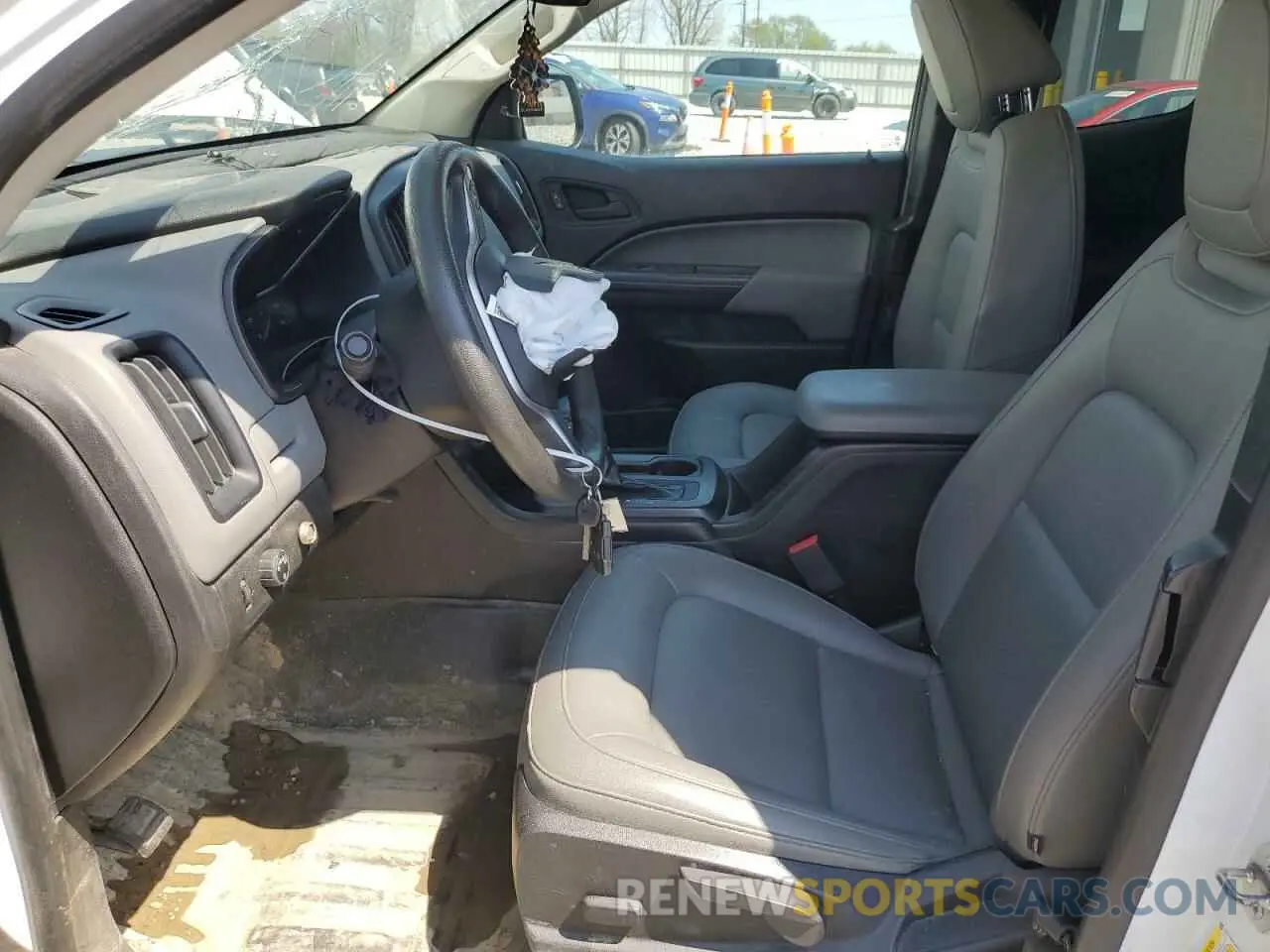 7 Photograph of a damaged car 1GCHSBEA8K1173191 CHEVROLET COLORADO 2019