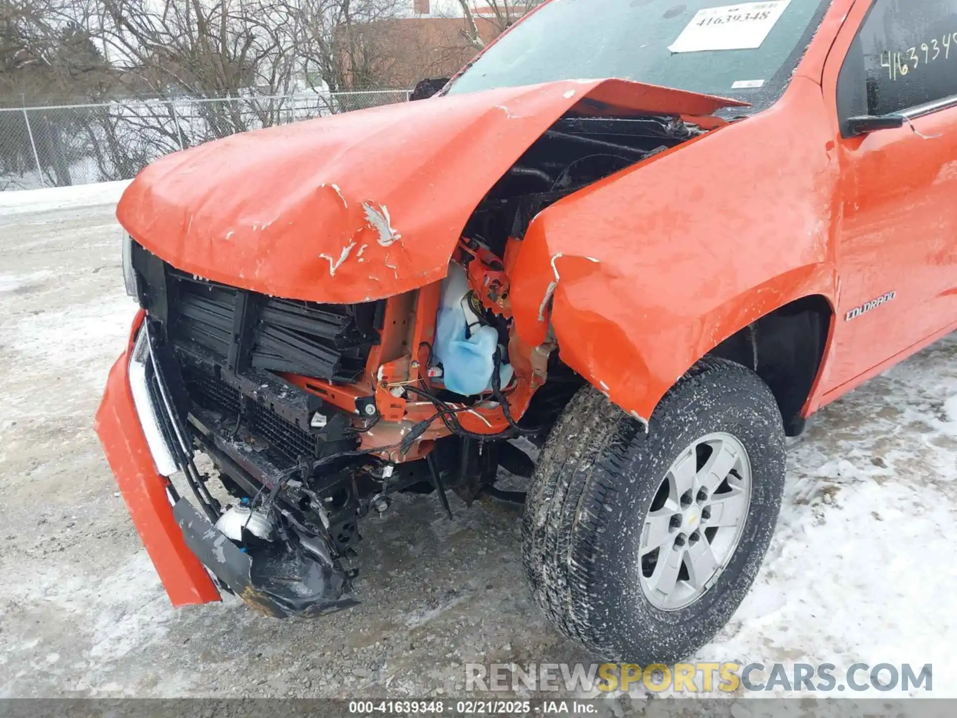 18 Photograph of a damaged car 1GCHSBEA8K1180755 CHEVROLET COLORADO 2019