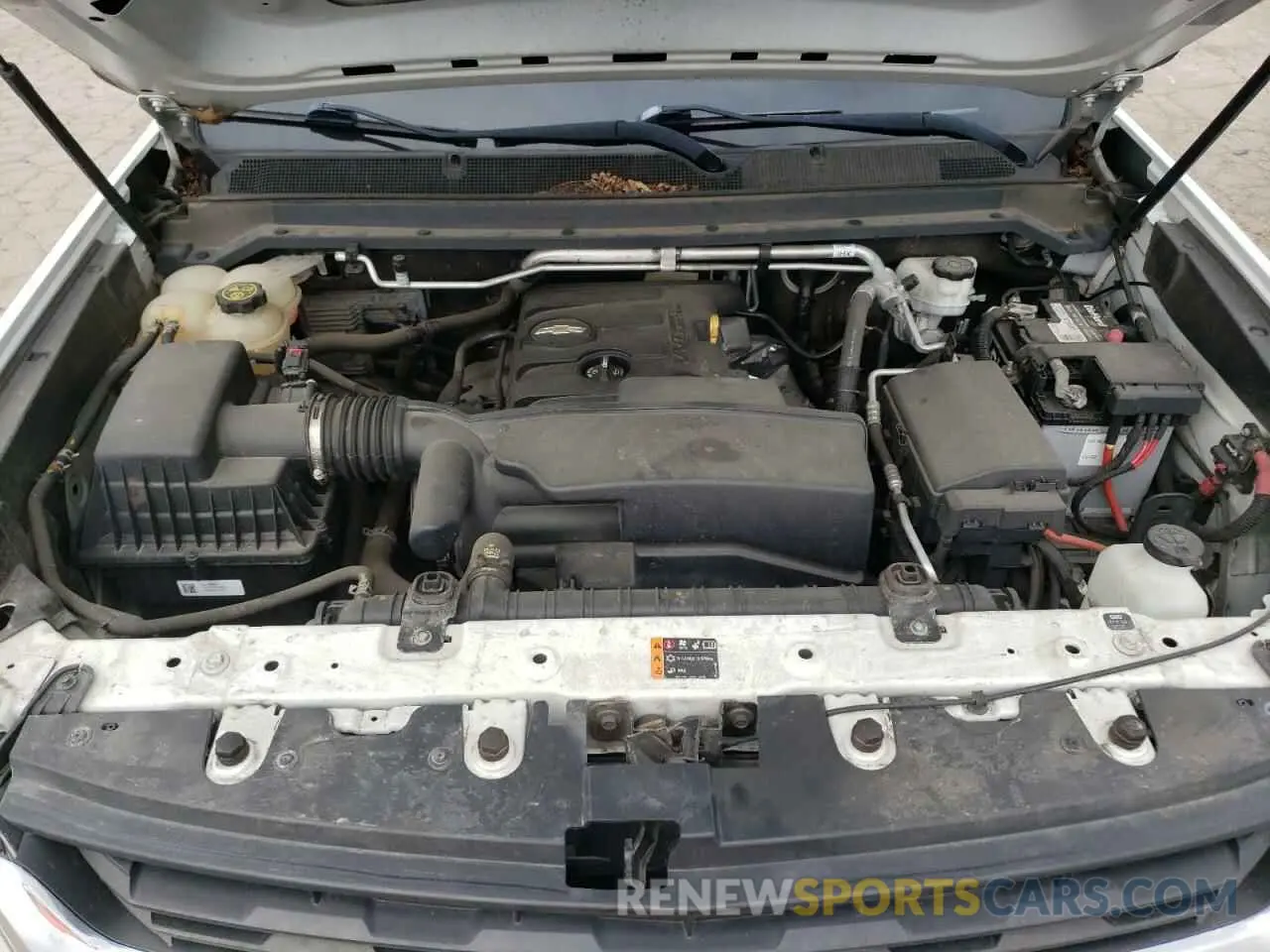 11 Photograph of a damaged car 1GCHSBEA8K1194333 CHEVROLET COLORADO 2019