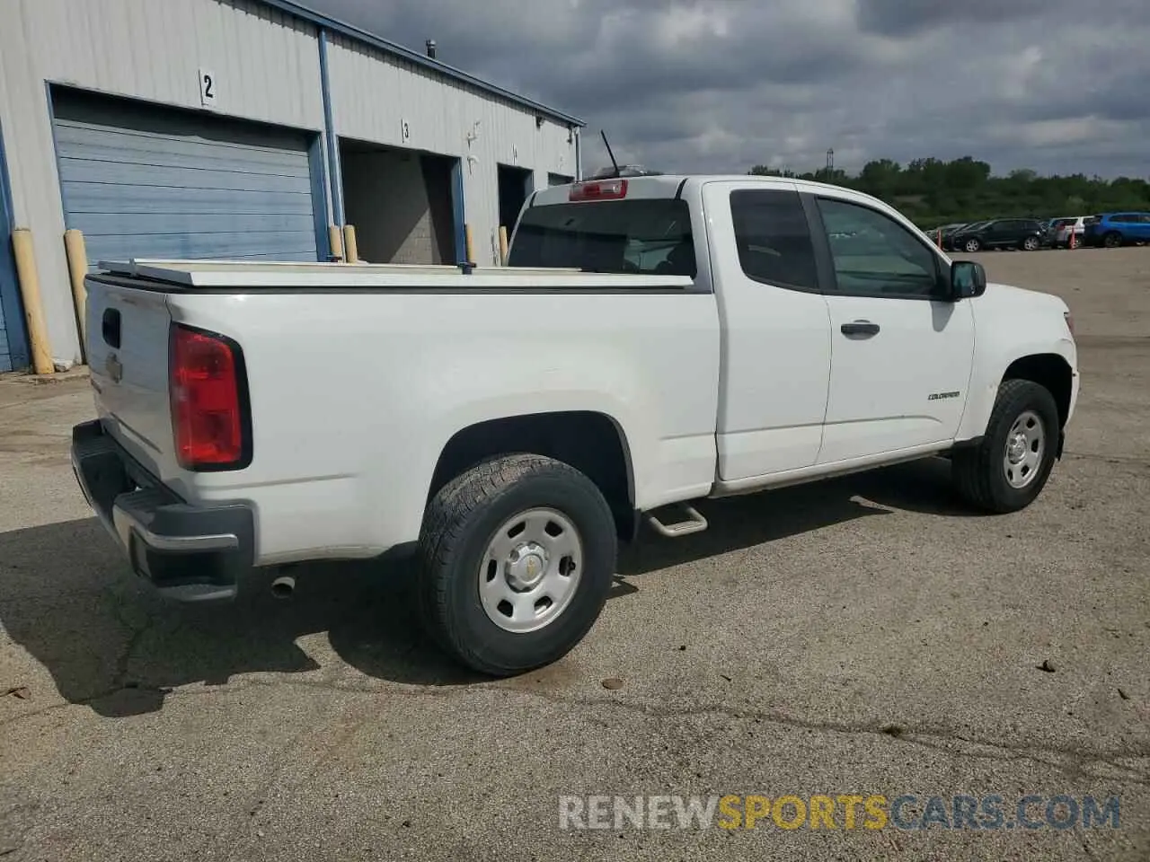 3 Photograph of a damaged car 1GCHSBEA8K1194333 CHEVROLET COLORADO 2019