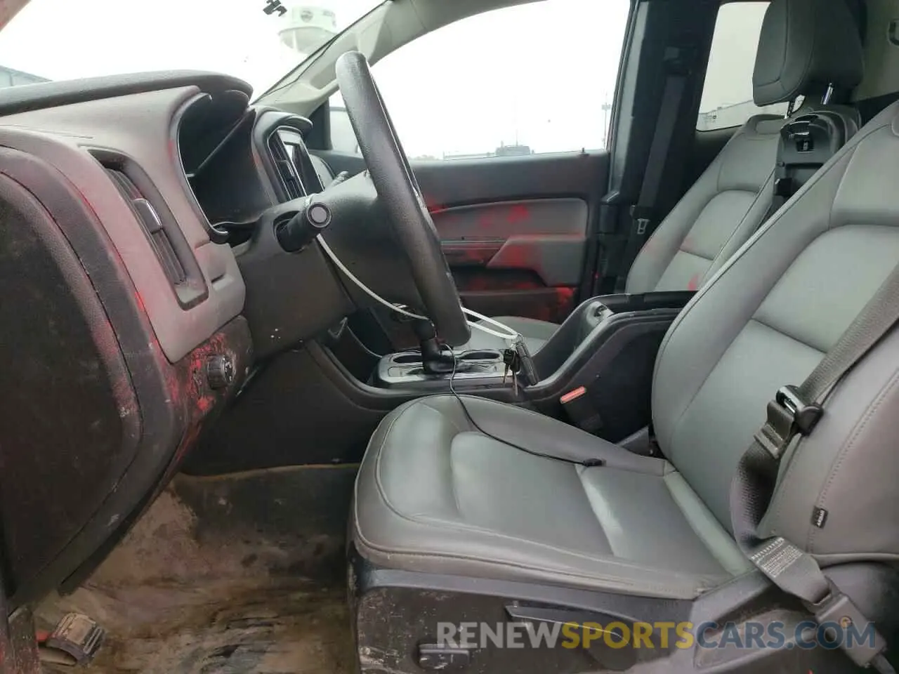 7 Photograph of a damaged car 1GCHSBEA8K1194333 CHEVROLET COLORADO 2019