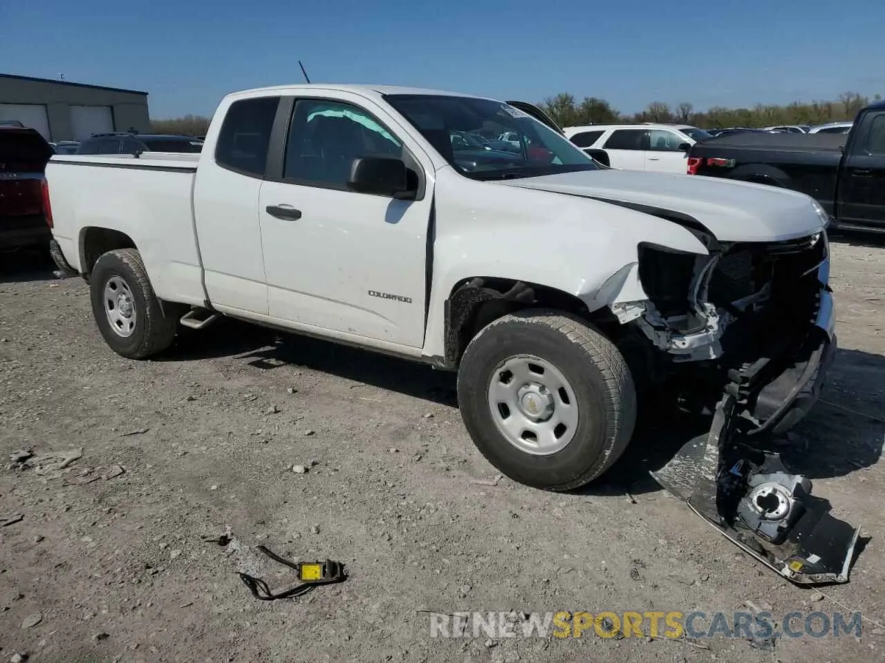 4 Photograph of a damaged car 1GCHSBEA8K1210336 CHEVROLET COLORADO 2019