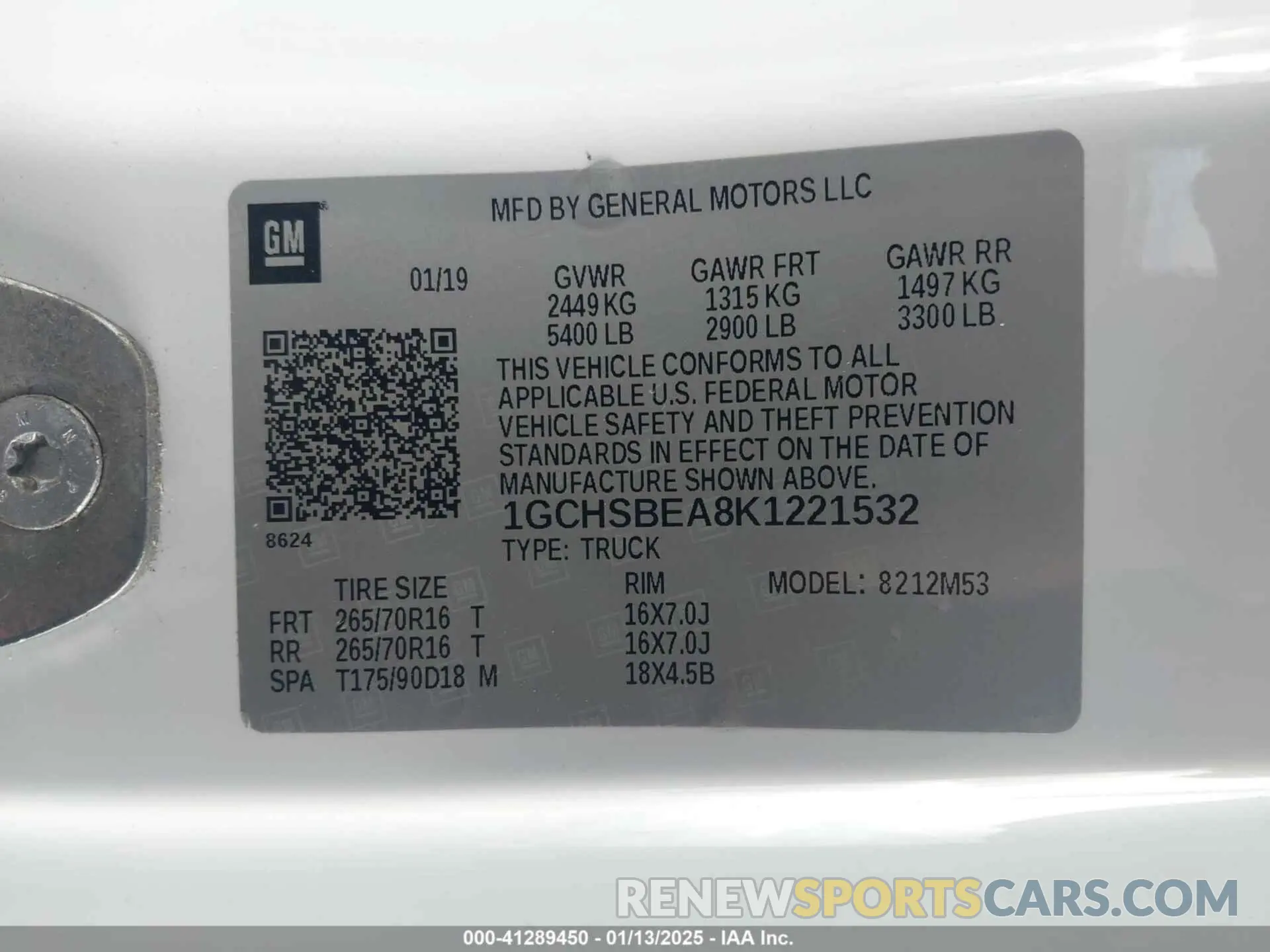 9 Photograph of a damaged car 1GCHSBEA8K1221532 CHEVROLET COLORADO 2019