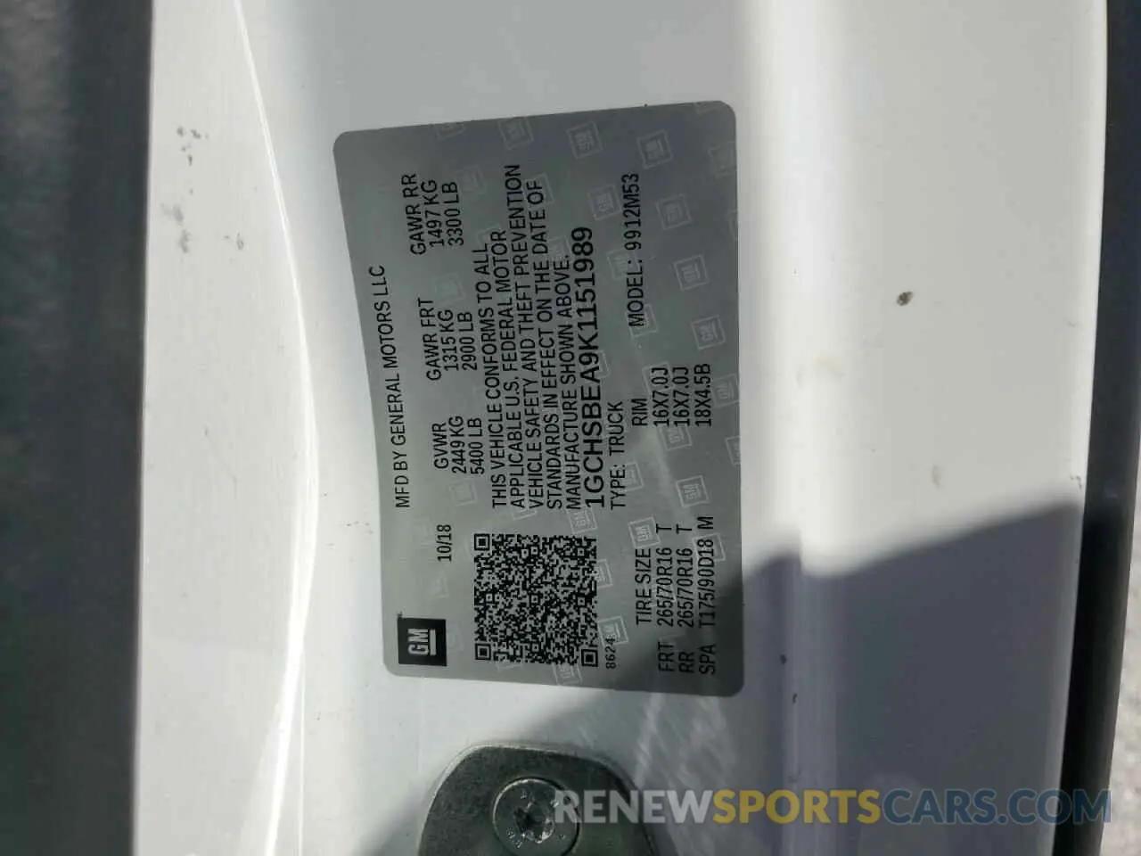 12 Photograph of a damaged car 1GCHSBEA9K1151989 CHEVROLET COLORADO 2019